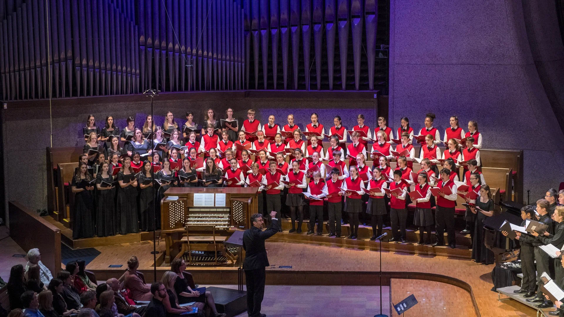  The Los Angeles Children’s Chorus 
