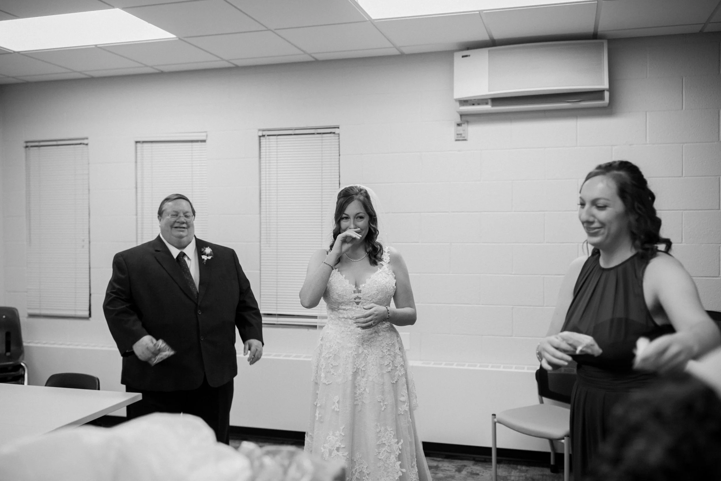 2021-11-Maggie-Ian-Preparations-Grand-Rapids-Wedding-Michigan-Wedding-Photographer-47.jpg