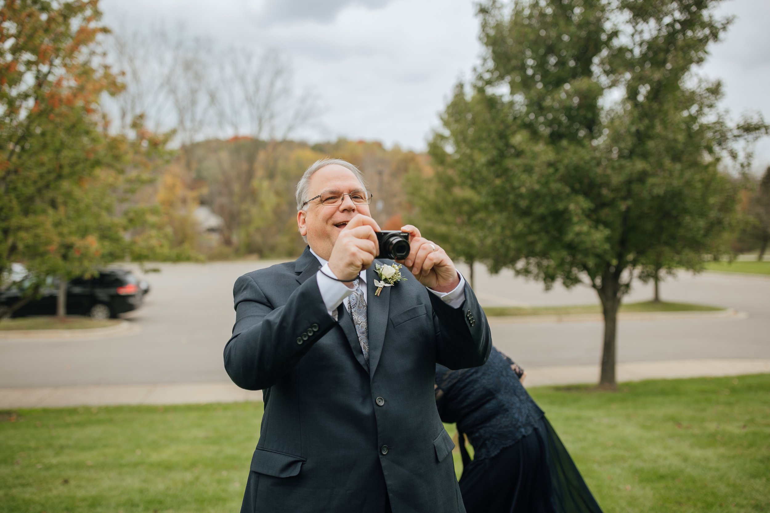 2021-11-Maggie-Ian-Family-Portraits-Grand-Rapids-Wedding-Michigan-Wedding-Photographer-14.jpg
