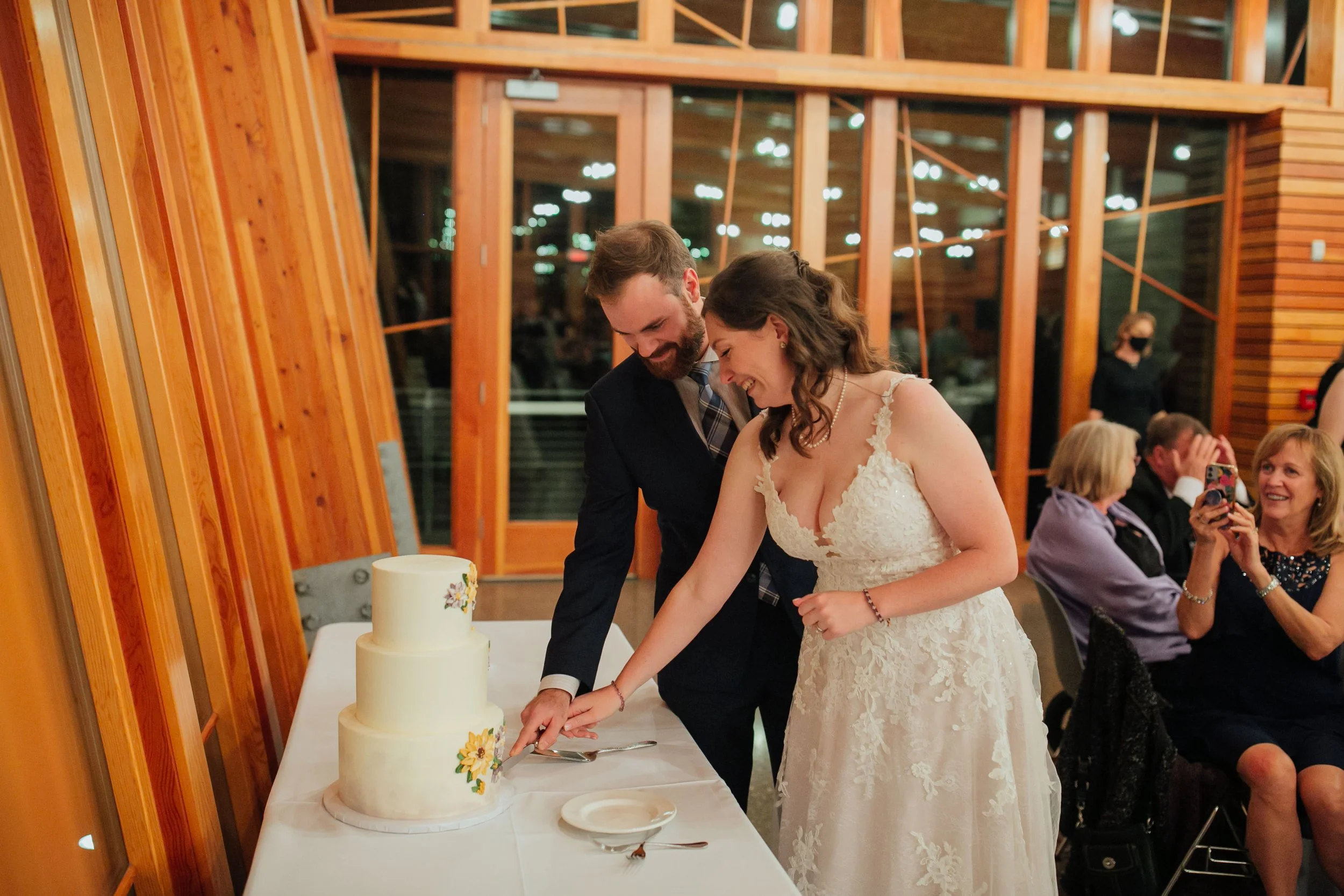2021-11-Maggie-Ian-Reception-Grand-Rapids-Wedding-Michigan-Wedding-Photographer-189.jpg