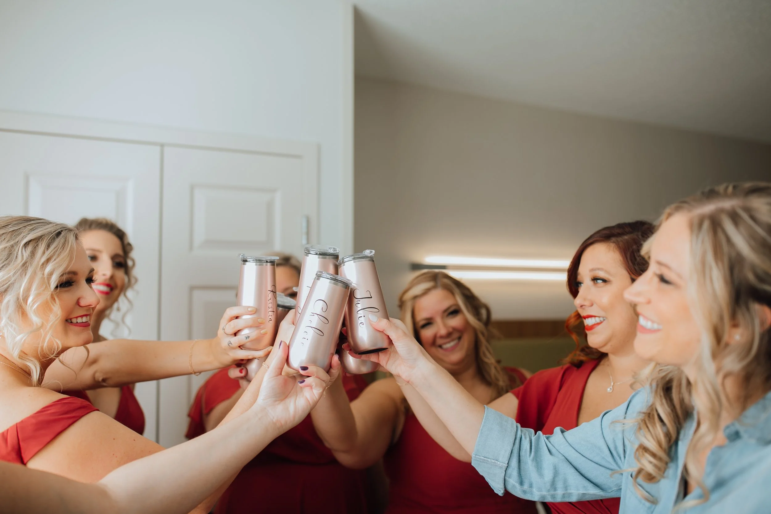 2021-10-Julie-Jon-Preparations-Clarkston-Wedding-Michigan-Wedding-Photographer-119.jpg