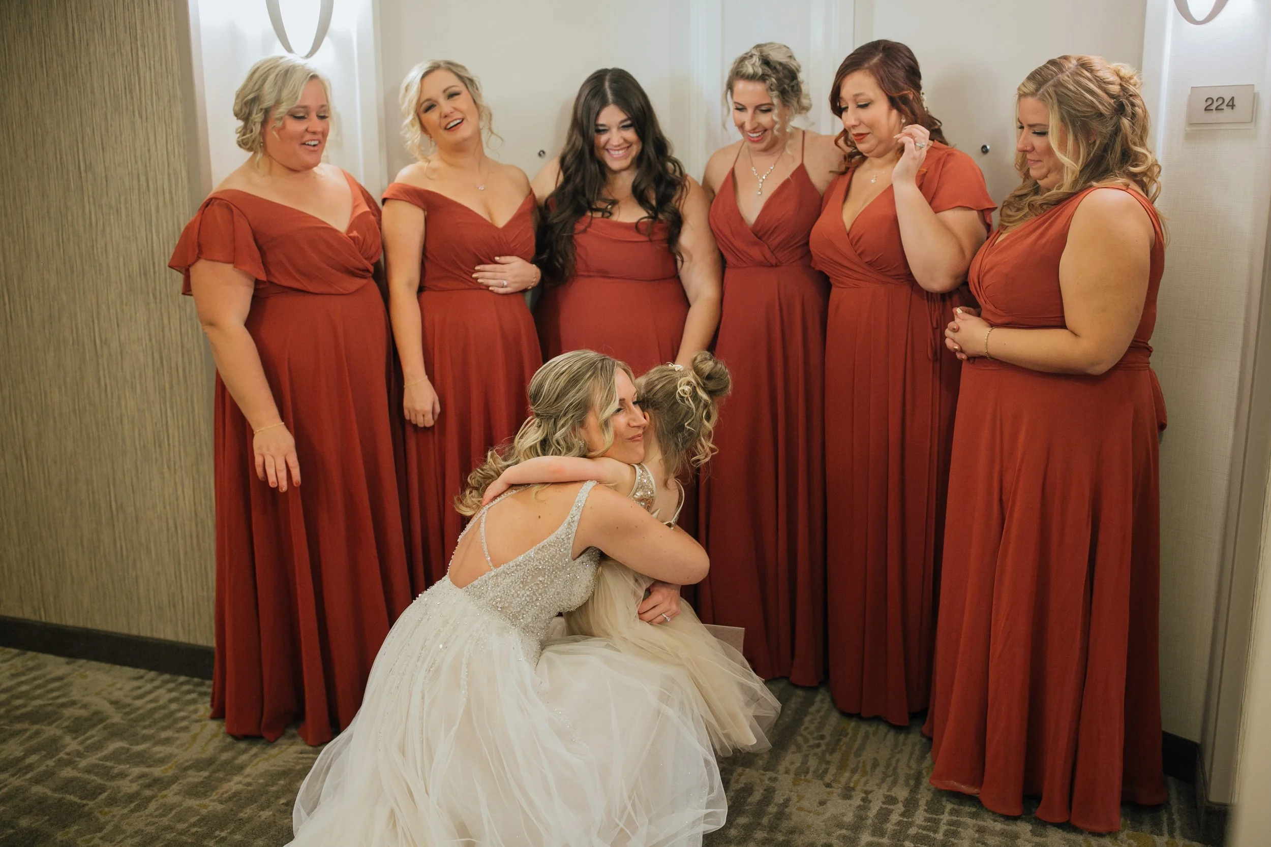 2021-10-Julie-Jon-Preparations-Clarkston-Wedding-Michigan-Wedding-Photographer-178.jpg