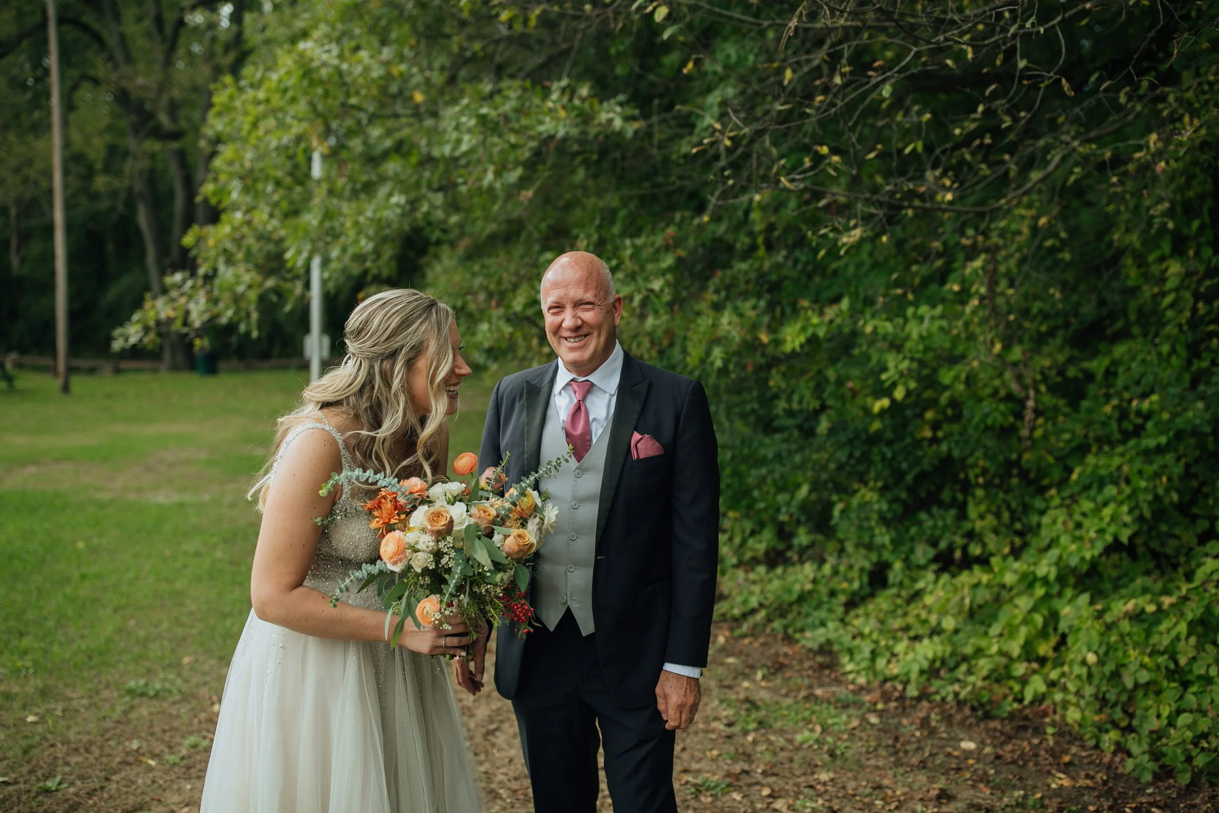 2021-10-Julie-Jon-Preparations-Clarkston-Wedding-Michigan-Wedding-Photographer-228.jpg