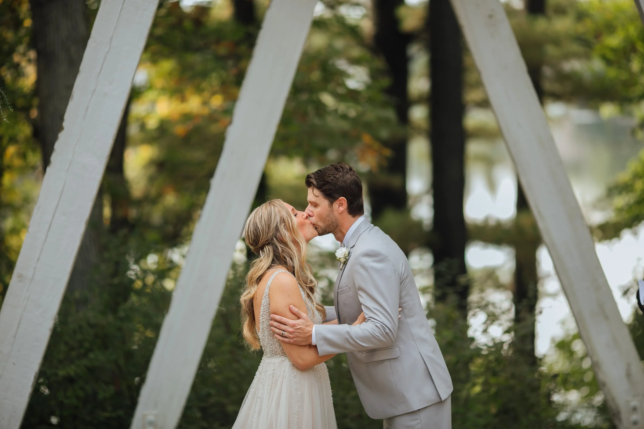 2021-10-Julie-Jon-Ceremony-Clarkston-Wedding-Michigan-Wedding-Photographer-114.jpg