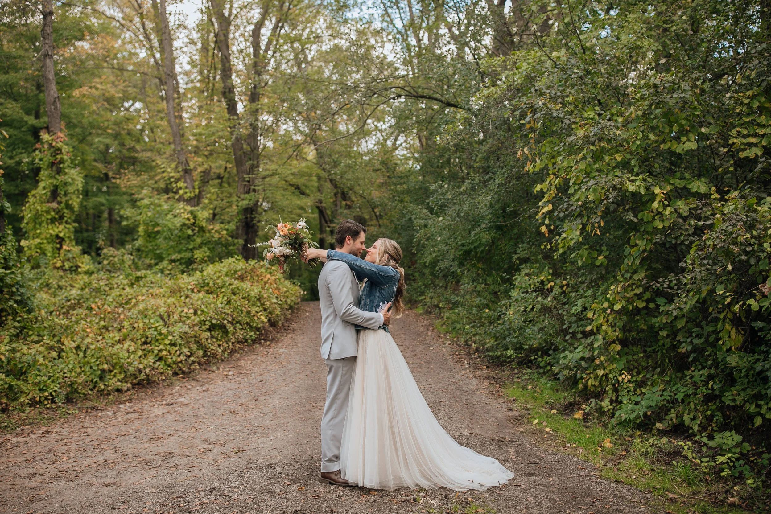2021-10-Julie-Jon-Bridal-Portraits-Clarkston-Wedding-Michigan-Wedding-Photographer-165.jpg