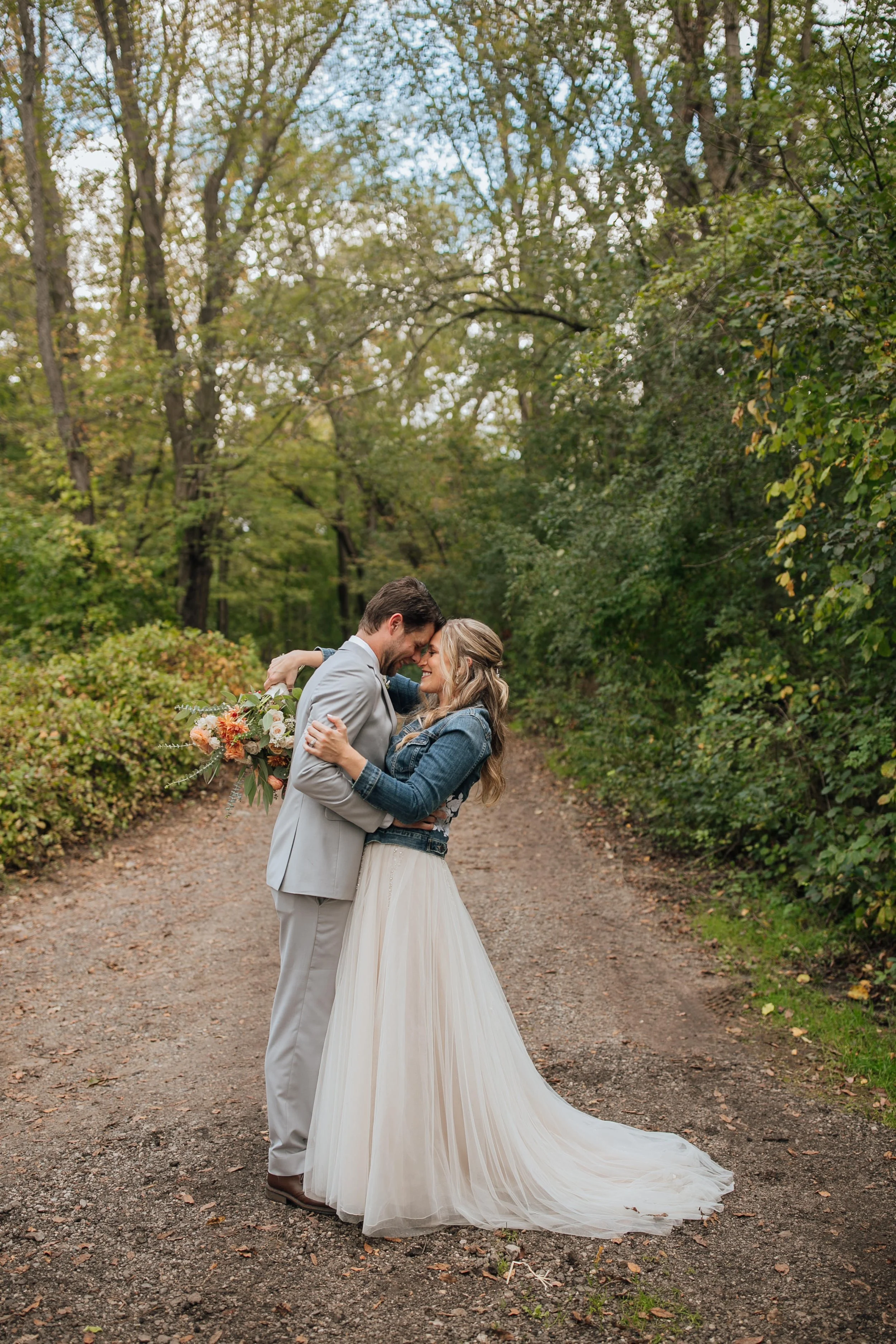 2021-10-Julie-Jon-Bridal-Portraits-Clarkston-Wedding-Michigan-Wedding-Photographer-181.jpg