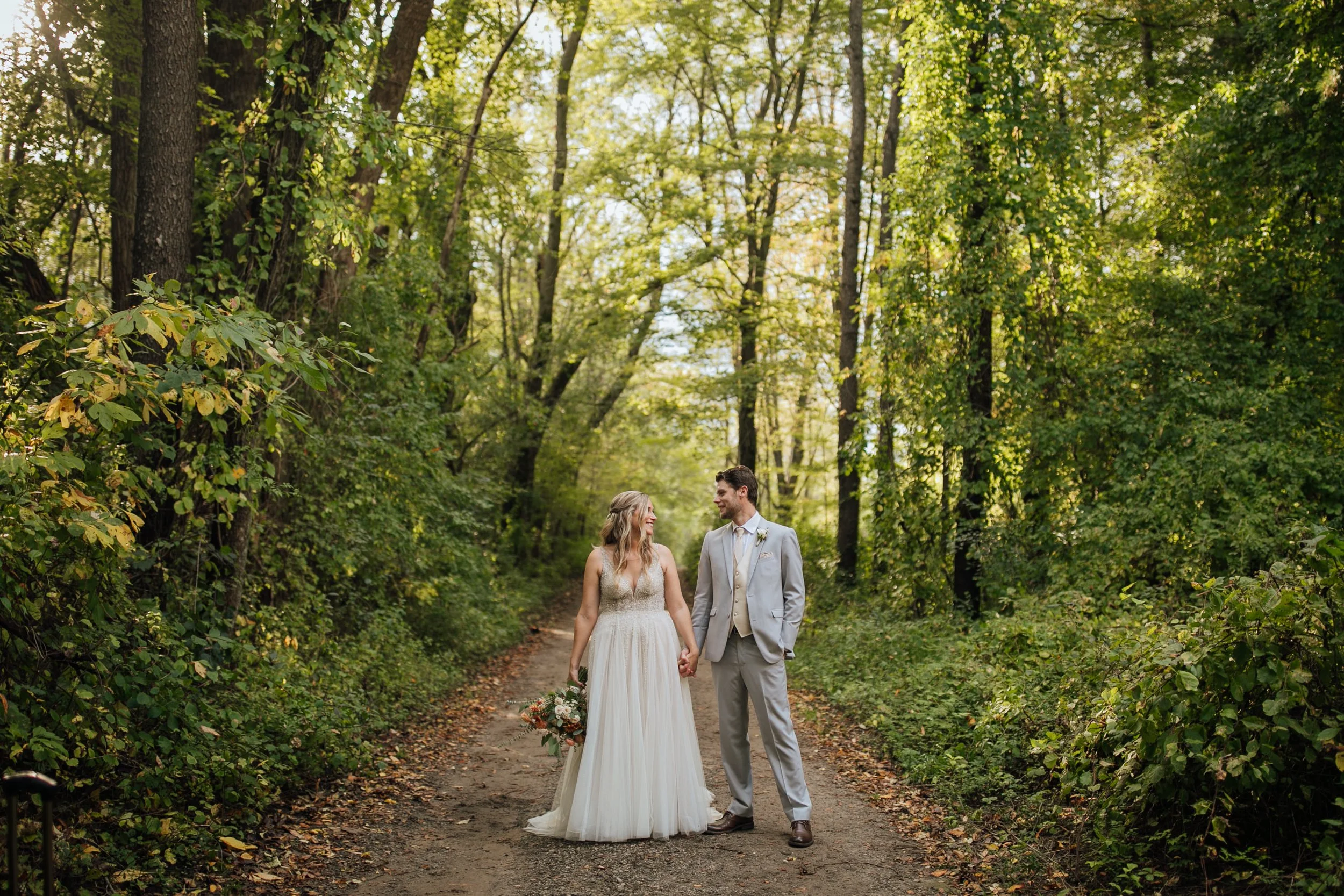 2021-10-Julie-Jon-Bridal-Portraits-Clarkston-Wedding-Michigan-Wedding-Photographer-269.jpg