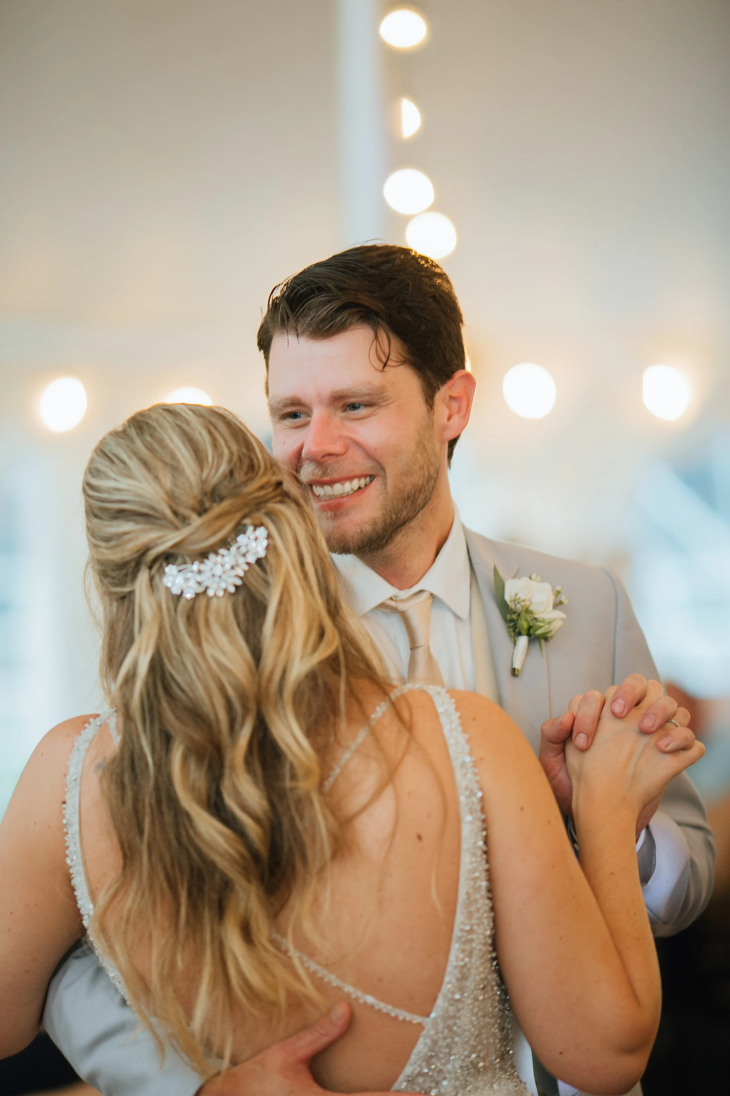 2021-10-Julie-Jon-Reception-Clarkston-Wedding-Michigan-Wedding-Photographer-147.jpg