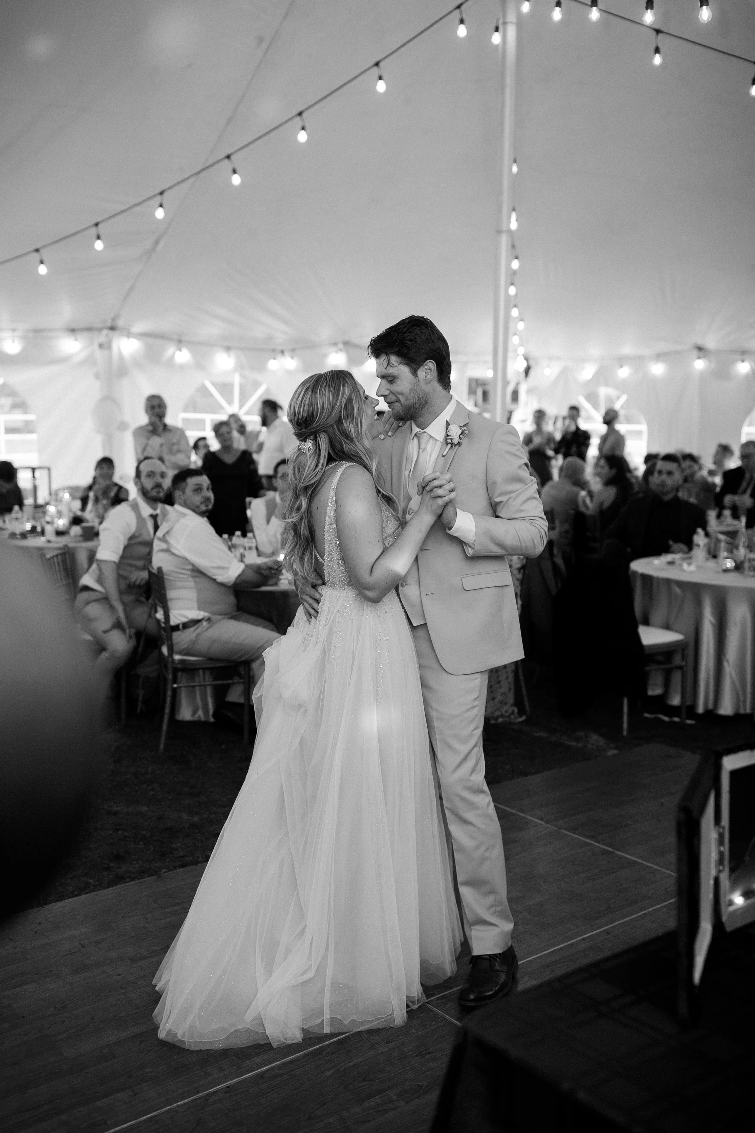 2021-10-Julie-Jon-Reception-Clarkston-Wedding-Michigan-Wedding-Photographer-172.jpg
