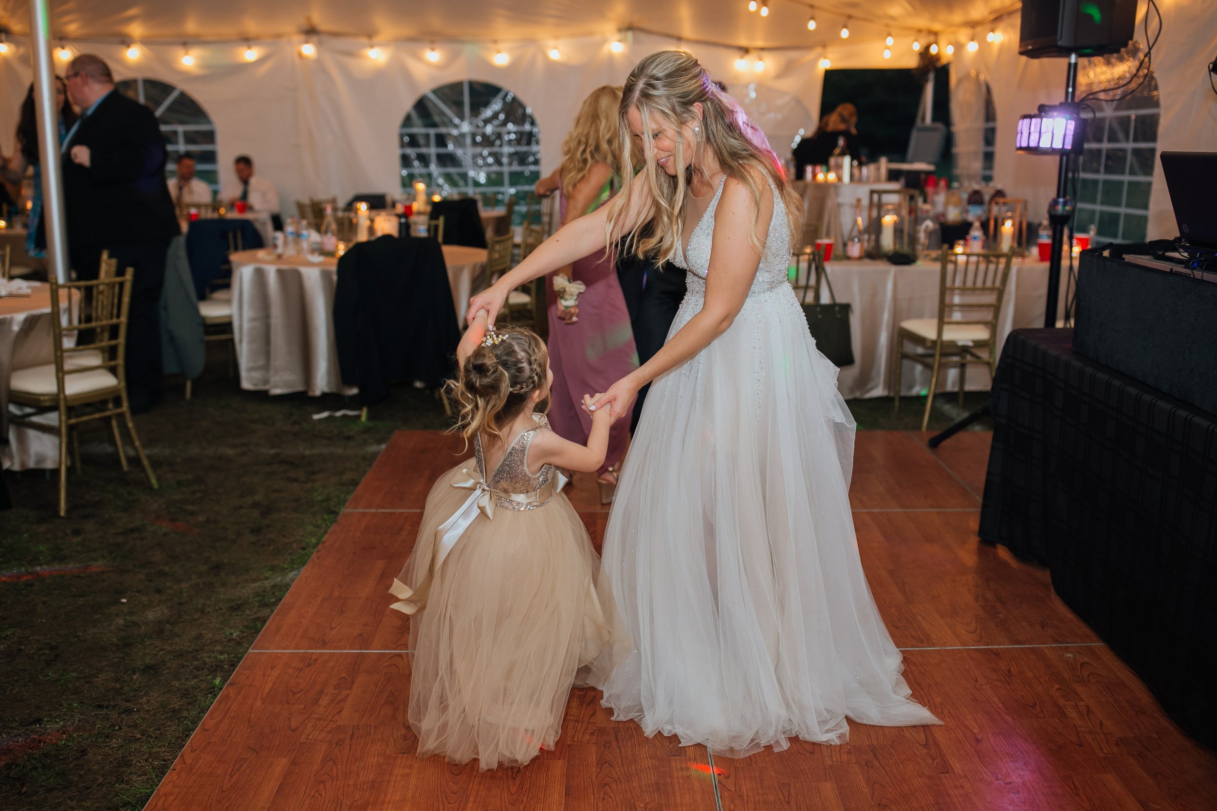 2021-10-Julie-Jon-Reception-Clarkston-Wedding-Michigan-Wedding-Photographer-276.jpg