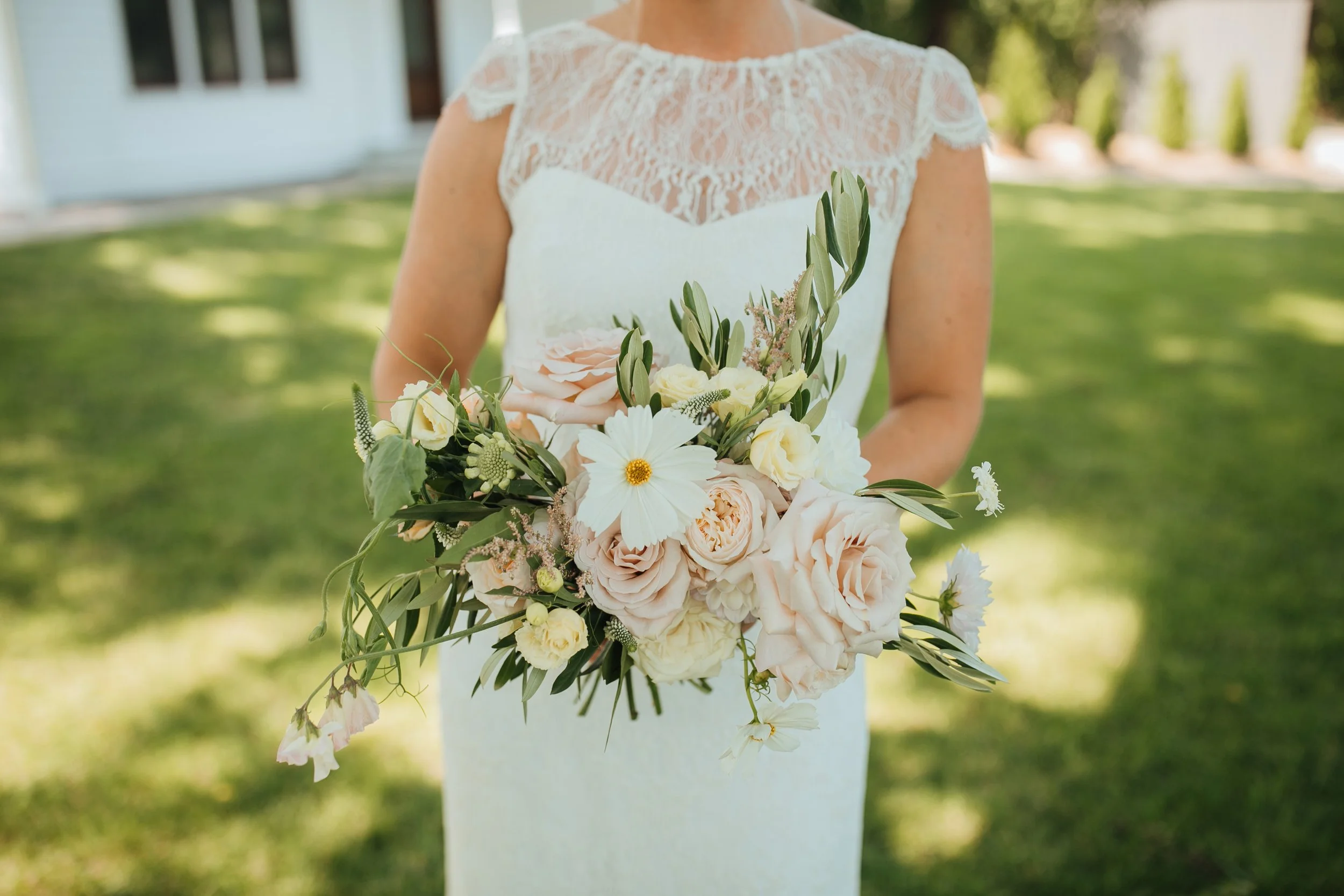 2021-7-Haley-Kane-Bridal-Portraits-Aurora-Cellars-Wedding-Michigan-Wedding-Photographer-59.jpg