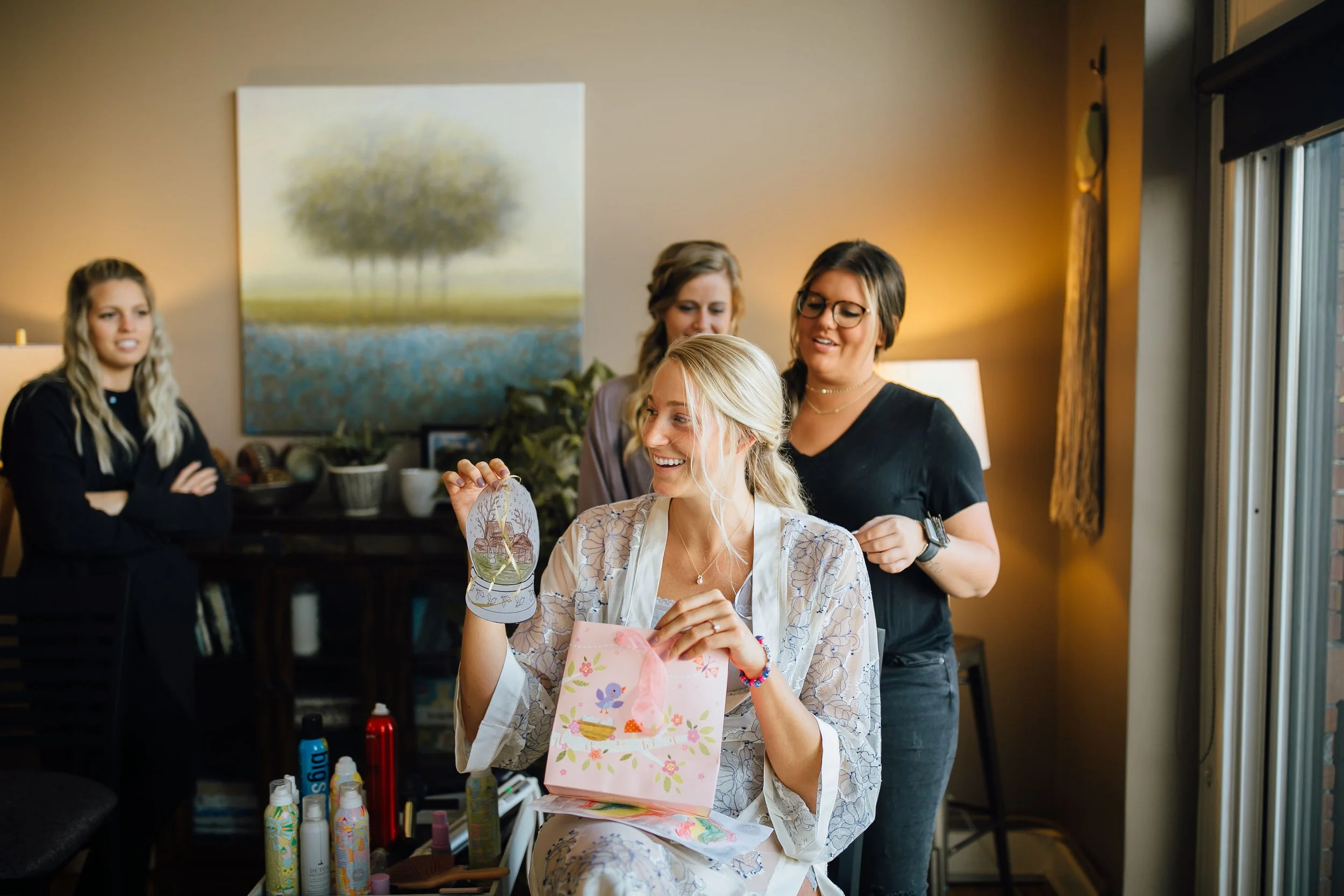 2019-10-Megan-Alex-Preparations-Grand-Rapids-Wedding-Michigan-Wedding-Photographer-14.jpg