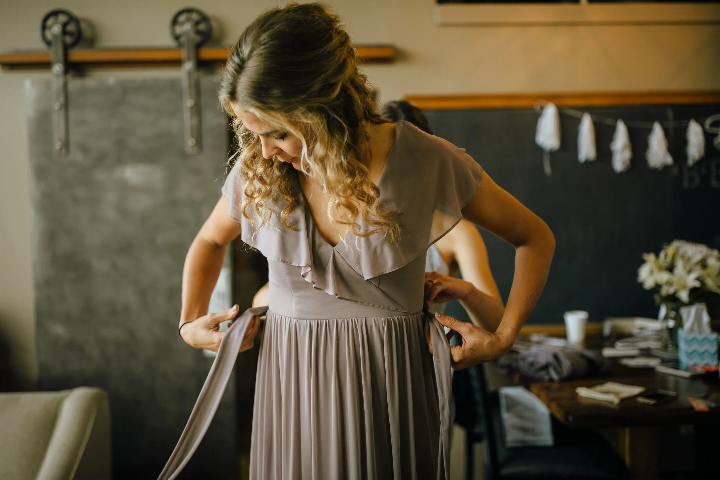 2019-10-Megan-Alex-Preparations-Grand-Rapids-Wedding-Michigan-Wedding-Photographer-98.jpg