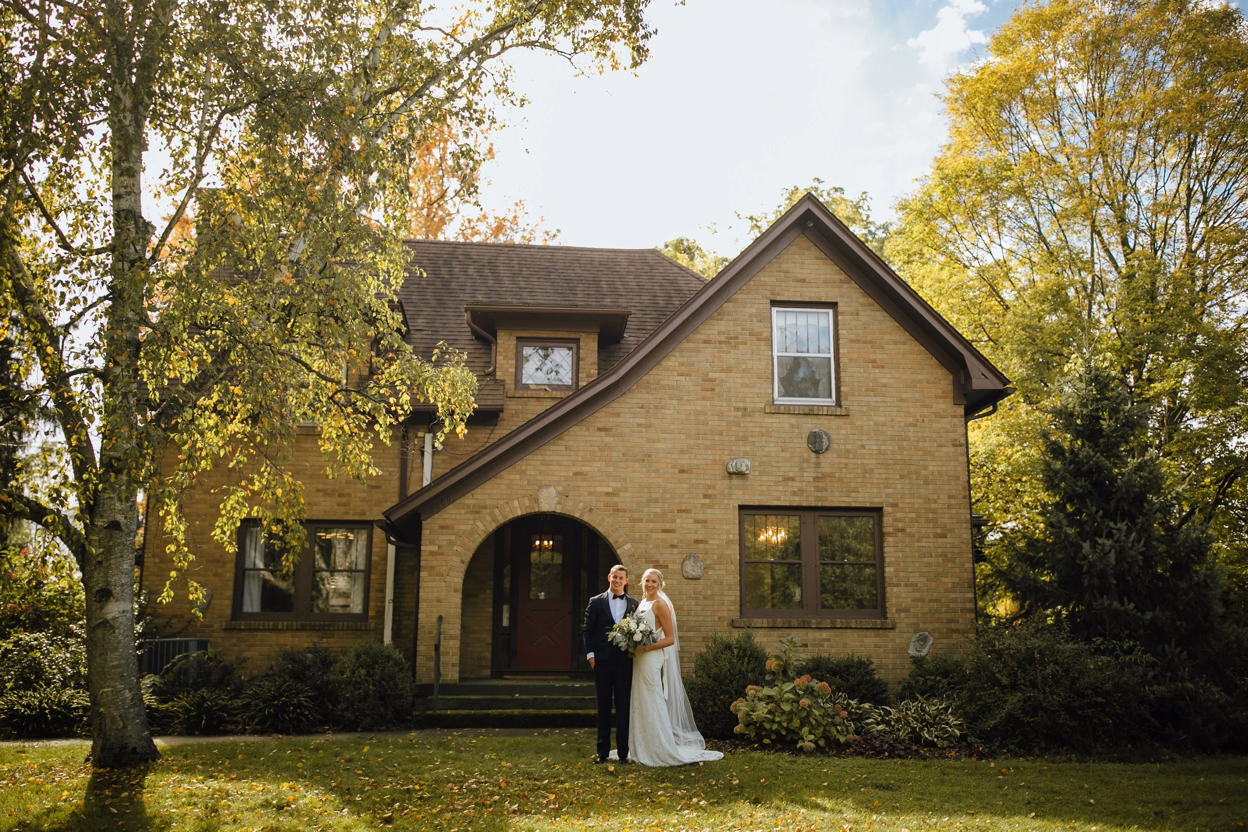 2019-10-Megan-Alex-First-Look-Grand-Rapids-Wedding-Michigan-Wedding-Photographer-60.jpg