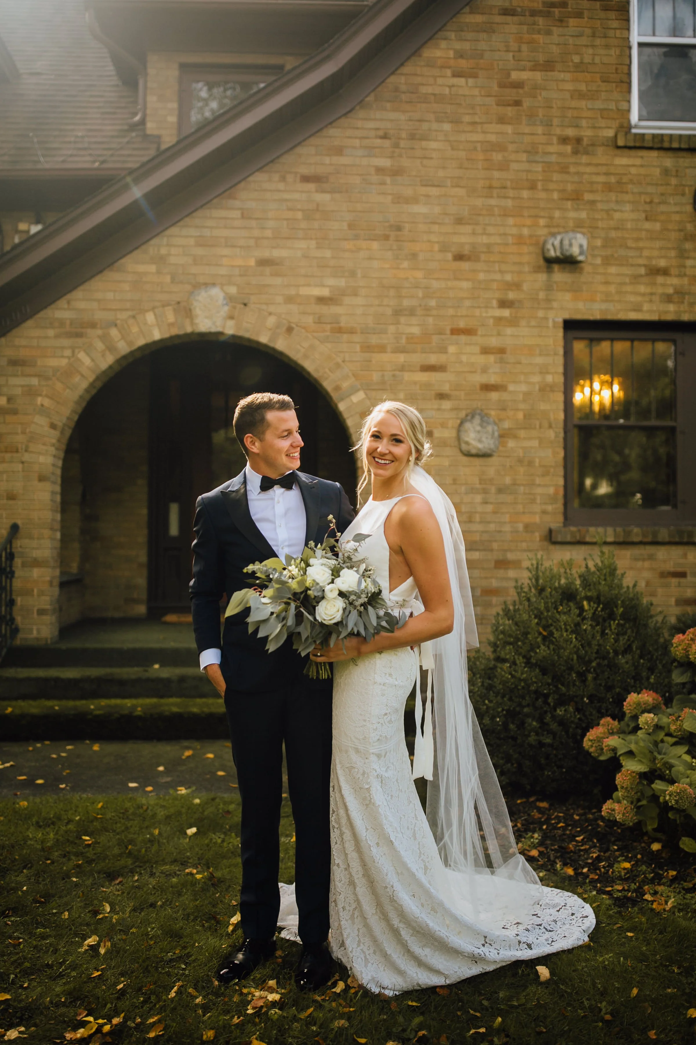 2019-10-Megan-Alex-First-Look-Grand-Rapids-Wedding-Michigan-Wedding-Photographer-74.jpg
