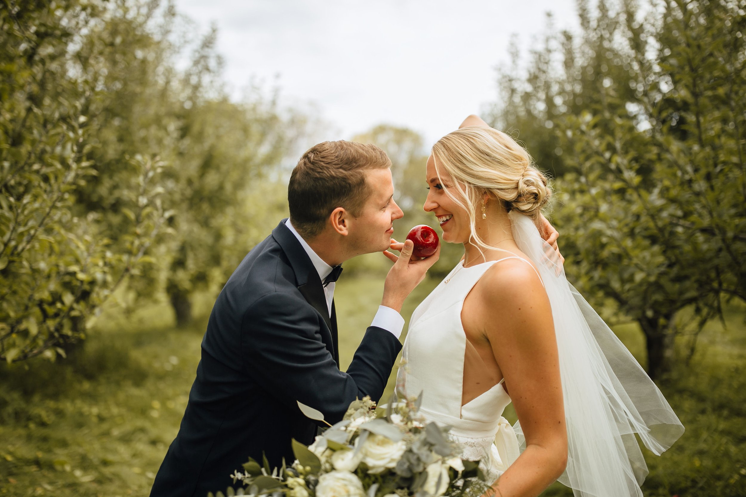 2019-10-Megan-Alex-Bridal-Portraits-Grand-Rapids-Wedding-Michigan-Wedding-Photographer-303.jpg