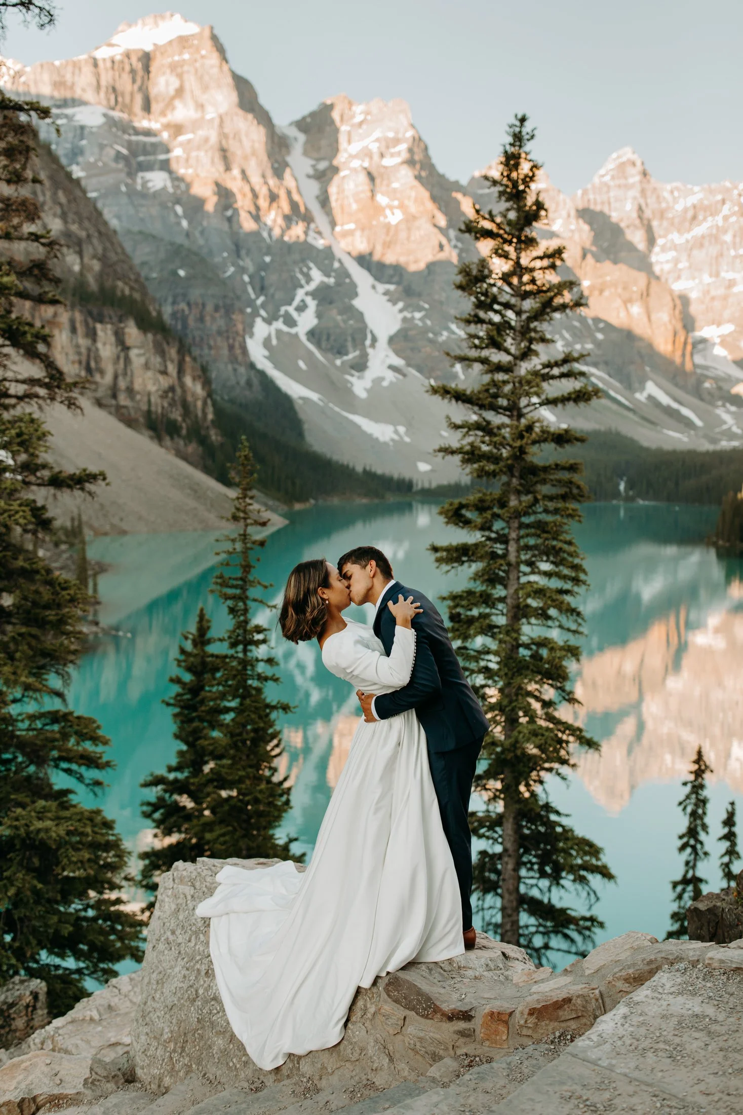 Delta Banff Wedding The Jubb Gartner's Banff Wedding At The Rimrock