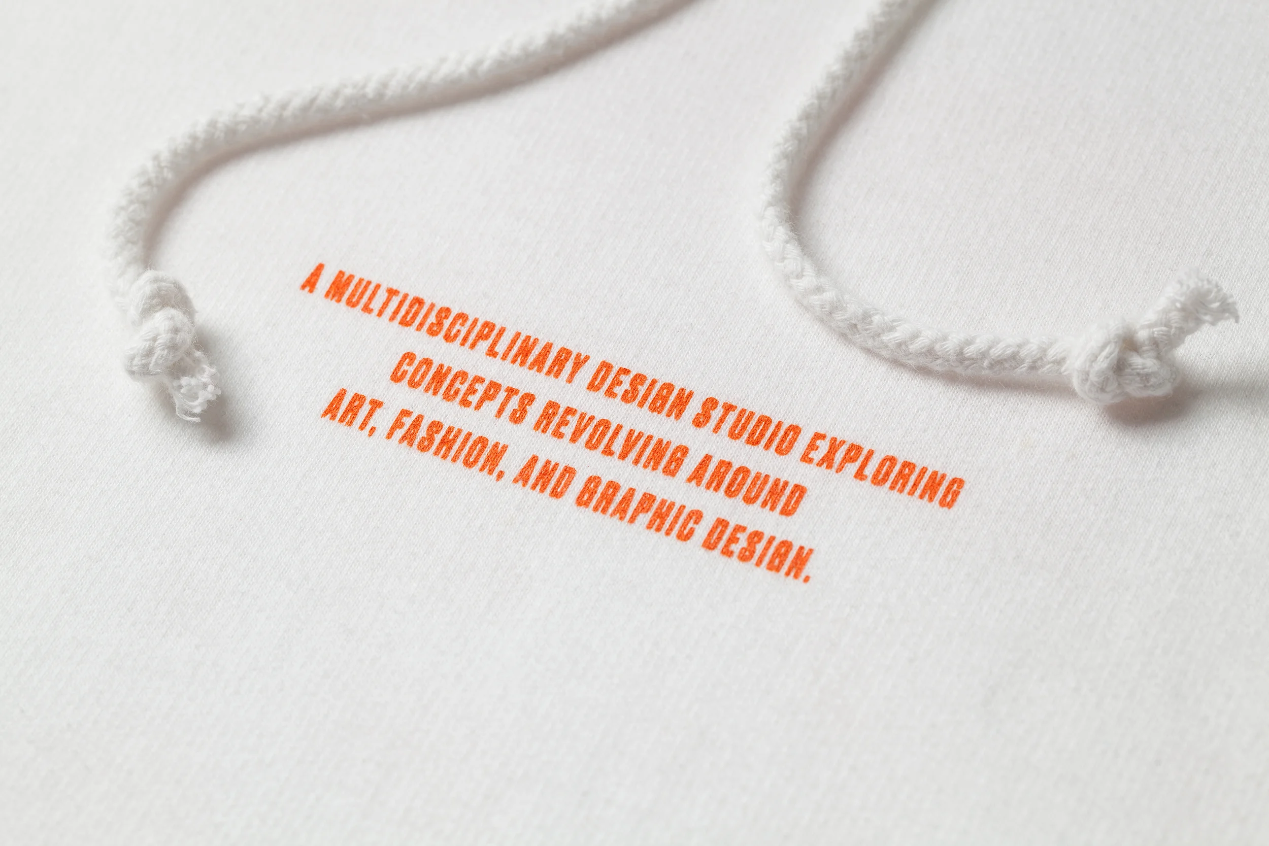 009.Hooded.Pullover.Dream.Product.1.jpg