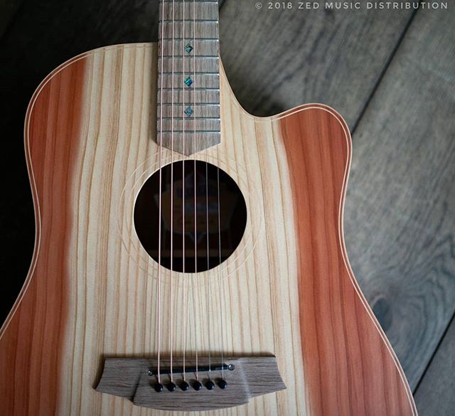 Absolutely loving this Redwood top and the incredible grain! What do you think?
#big #bold #dreadnaught
Contact us here at ColeClarkUK to find out more and get in touch with Zed Music Distribution to find your nearest Cole Clark dealer and get your hands on one!
Photo and Copyright owned by Zed Music Distribution.
#coleclark #coleclarkguitars #redwood #california #oneofakind #rare #monday #mondaymotivation #mondays #worldsmostnaturalpickup
#acousticguitar #acousticaguitar #acoustic #guitars #guitarist #guitar #guitarsdaily #zedmusicdistribution #martin #taylor #fender #gibson