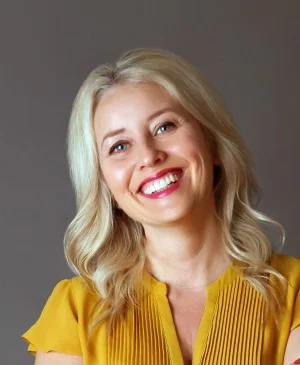Suzanne James cropped.jpg