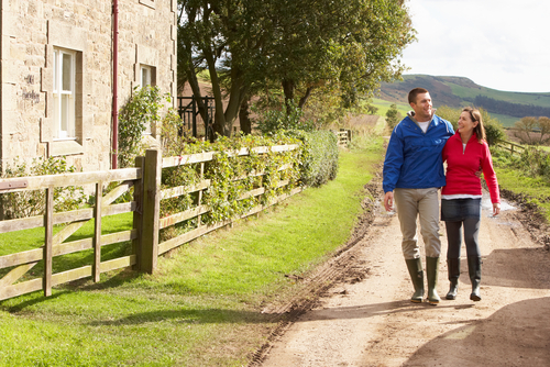 With dozens of wonderful walks literally on your doorstep, from a 15 minute stroll to a full day's rambling