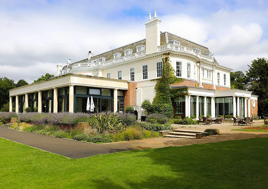 04. Canizaro House Wimbledon.jpg