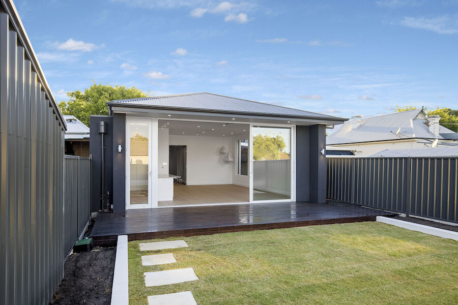 92 Phillis St - 14.jpeg