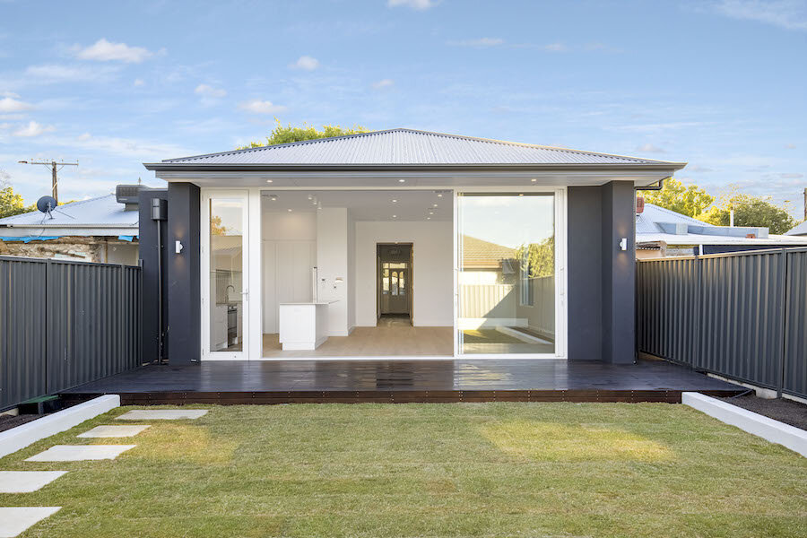 92 Phillis St - 15.jpeg