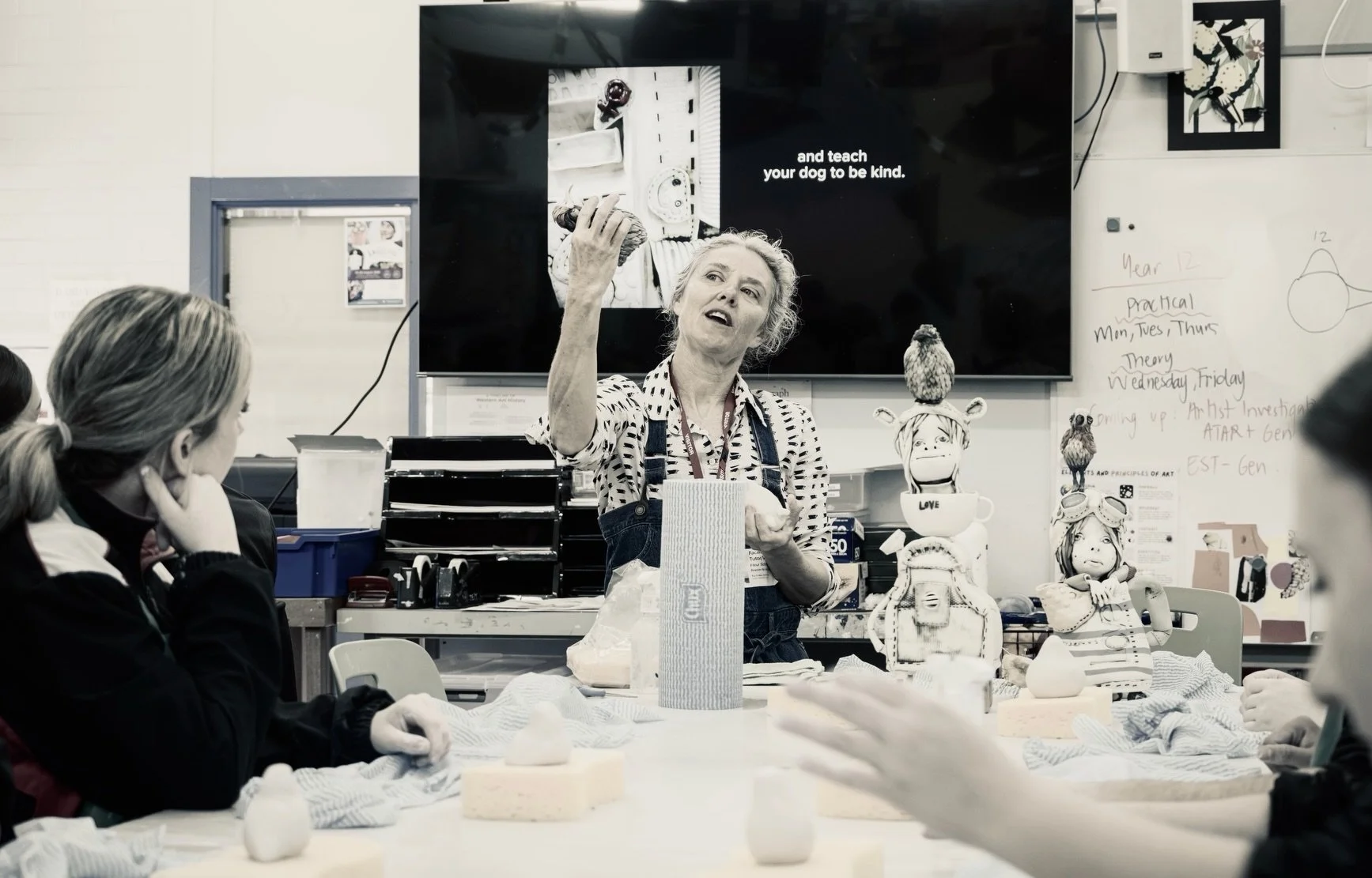 This week, I visited Seton Catholic College to share my love for all things porcelain. I am such a fan of art teachers, and for the art faculty - Kate, Jamie, and Indi it is so much more than a job. It felt like the art room was the hippest place to 