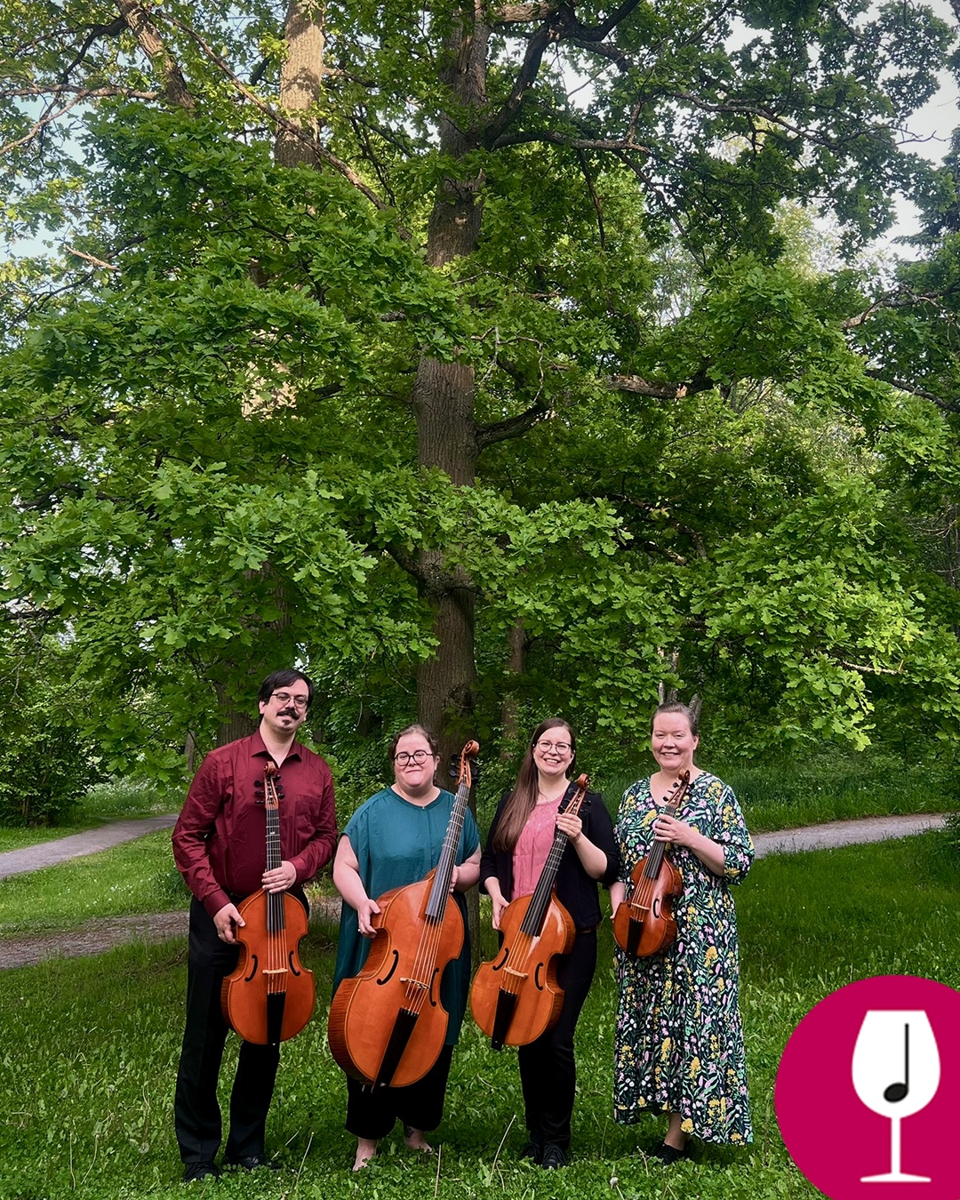 Eloisa_Consort_CB_logolla .png