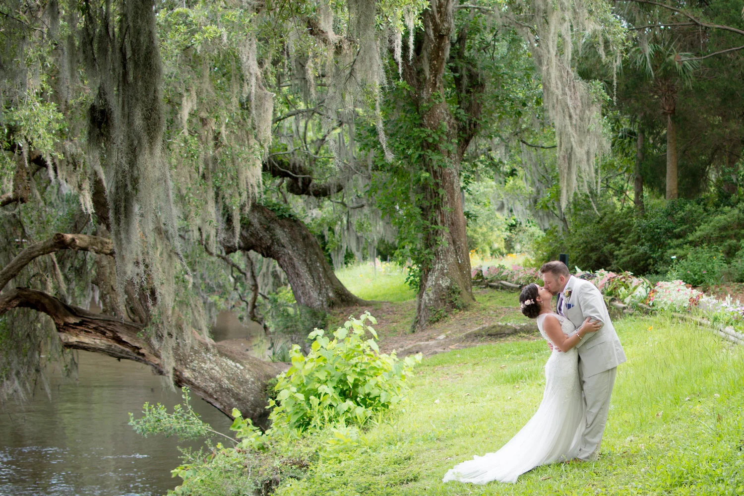 magnolia plantation wedding