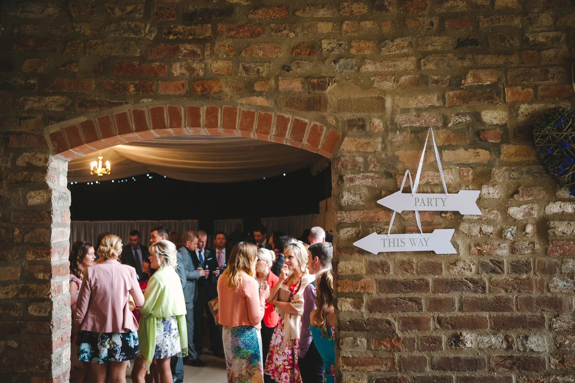 barmbyfield_barn_wedding_photos127.jpg