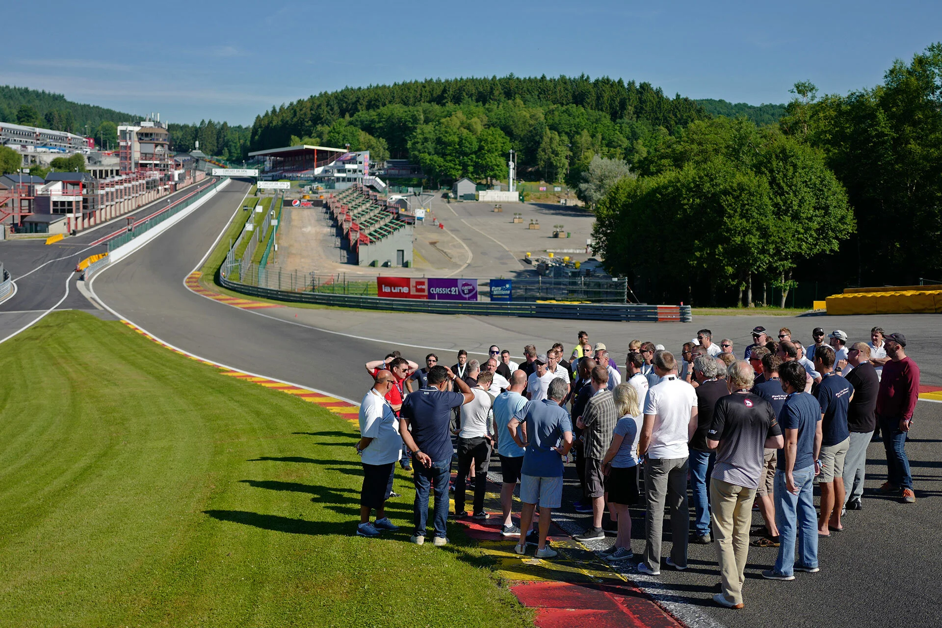 RSR17R_1070570.jpg