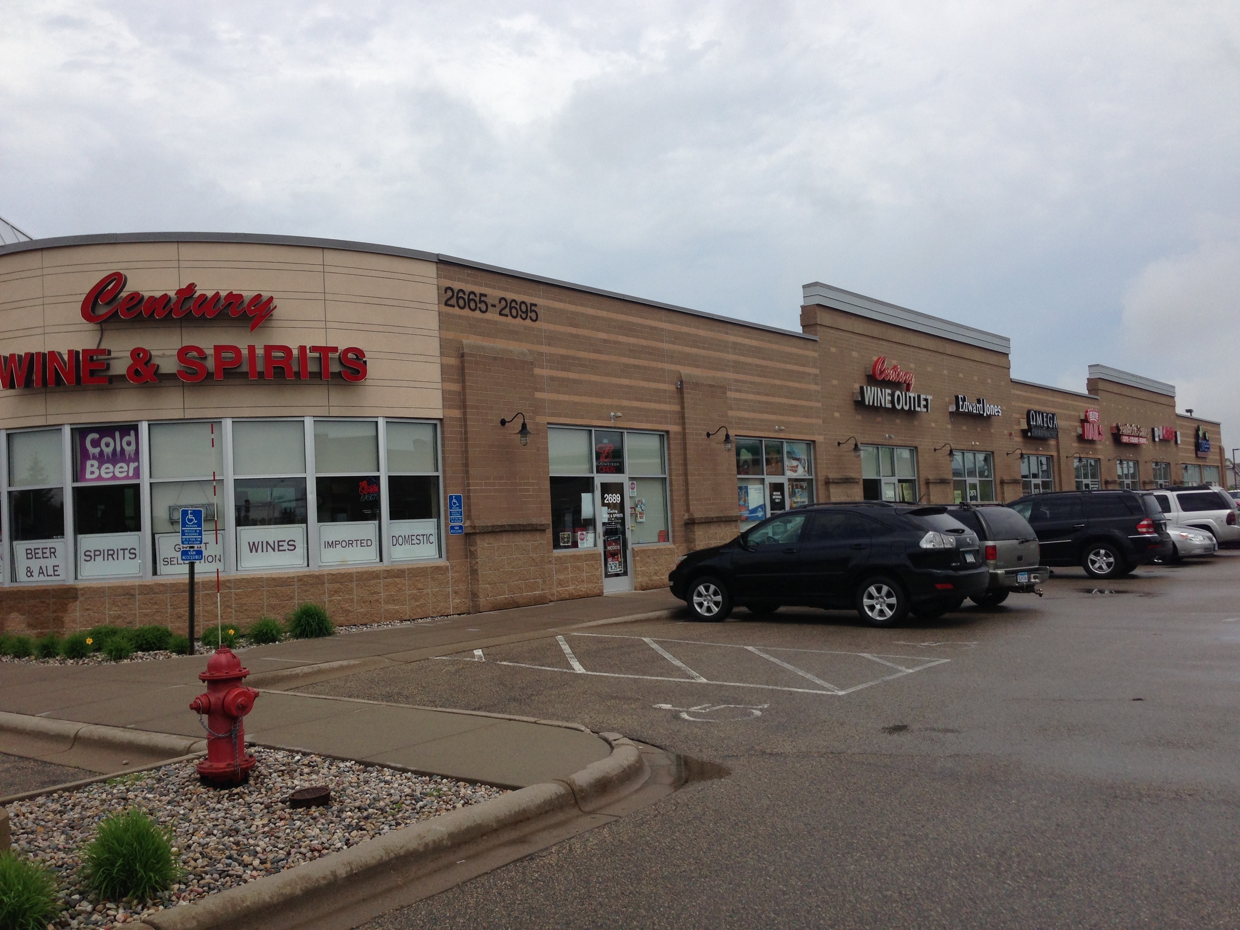 Retail Center - Chanhassen, MN