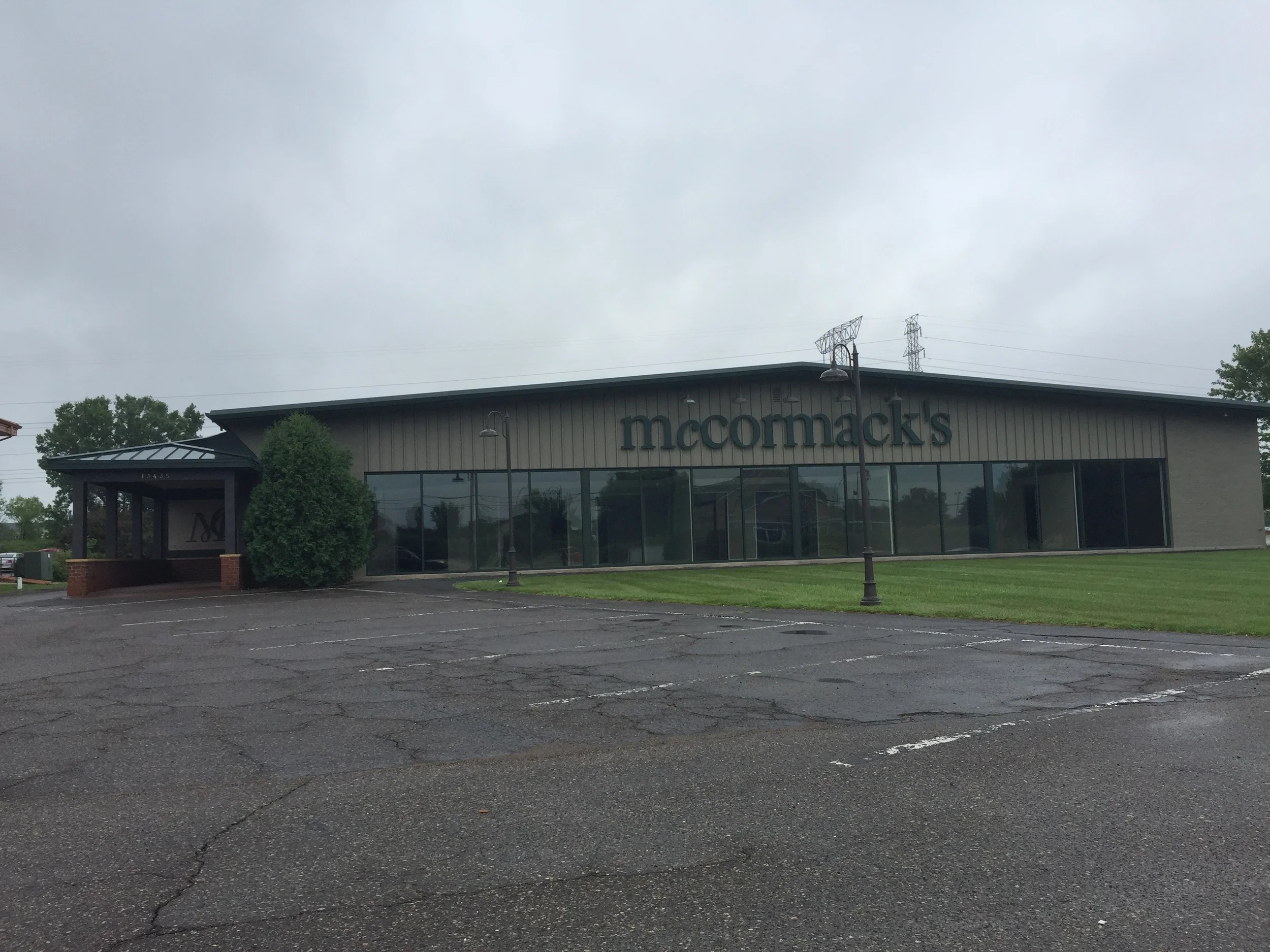 Retail - Oak Park Heights, MN