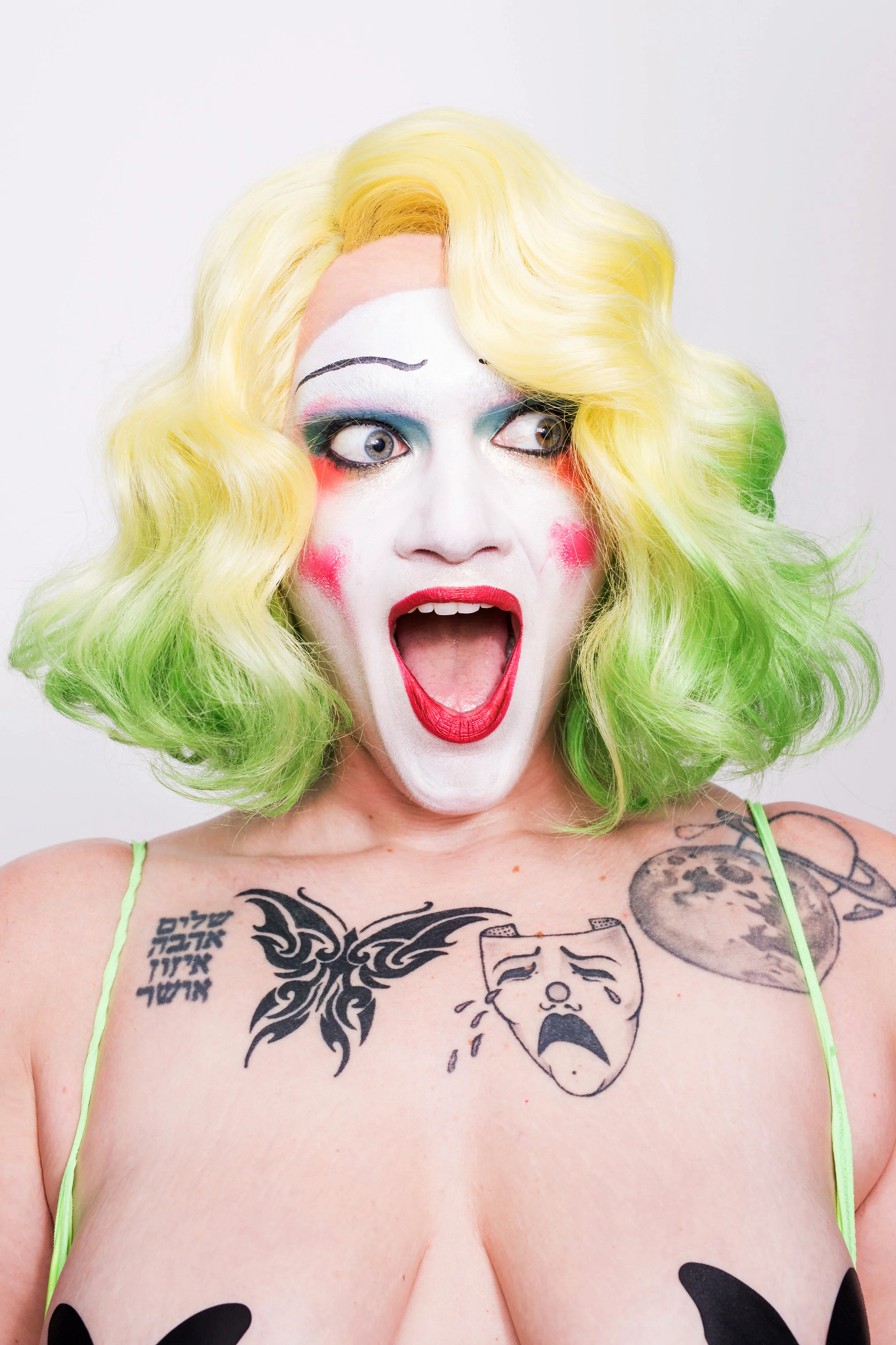 i-D_LindsayDye_marcHARRISmiller_cc.jpg