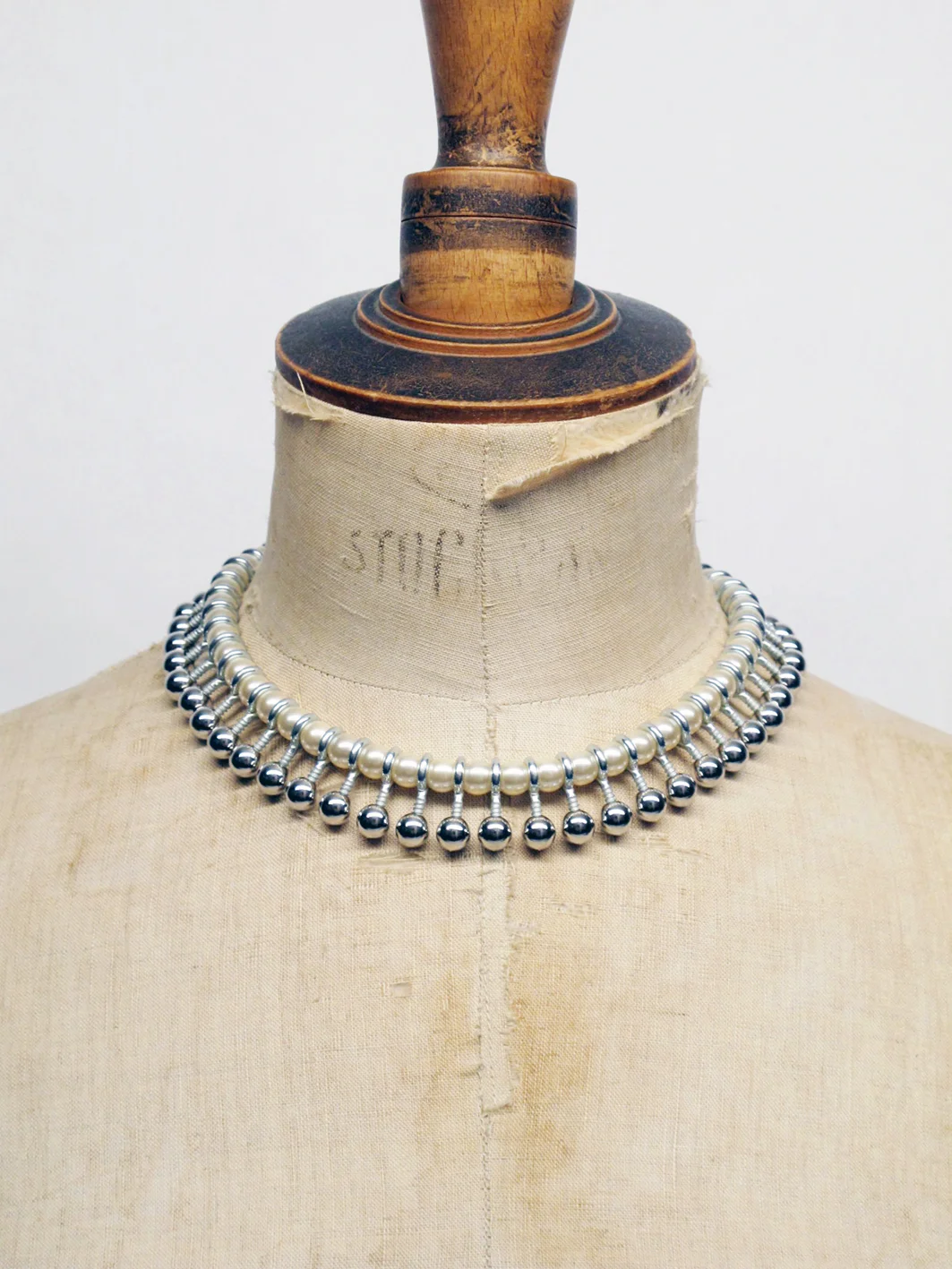 PERLE & PITON SPP1, 2010 (FW10), plated brass, crystal, steel and Sterling Silver > SHOP