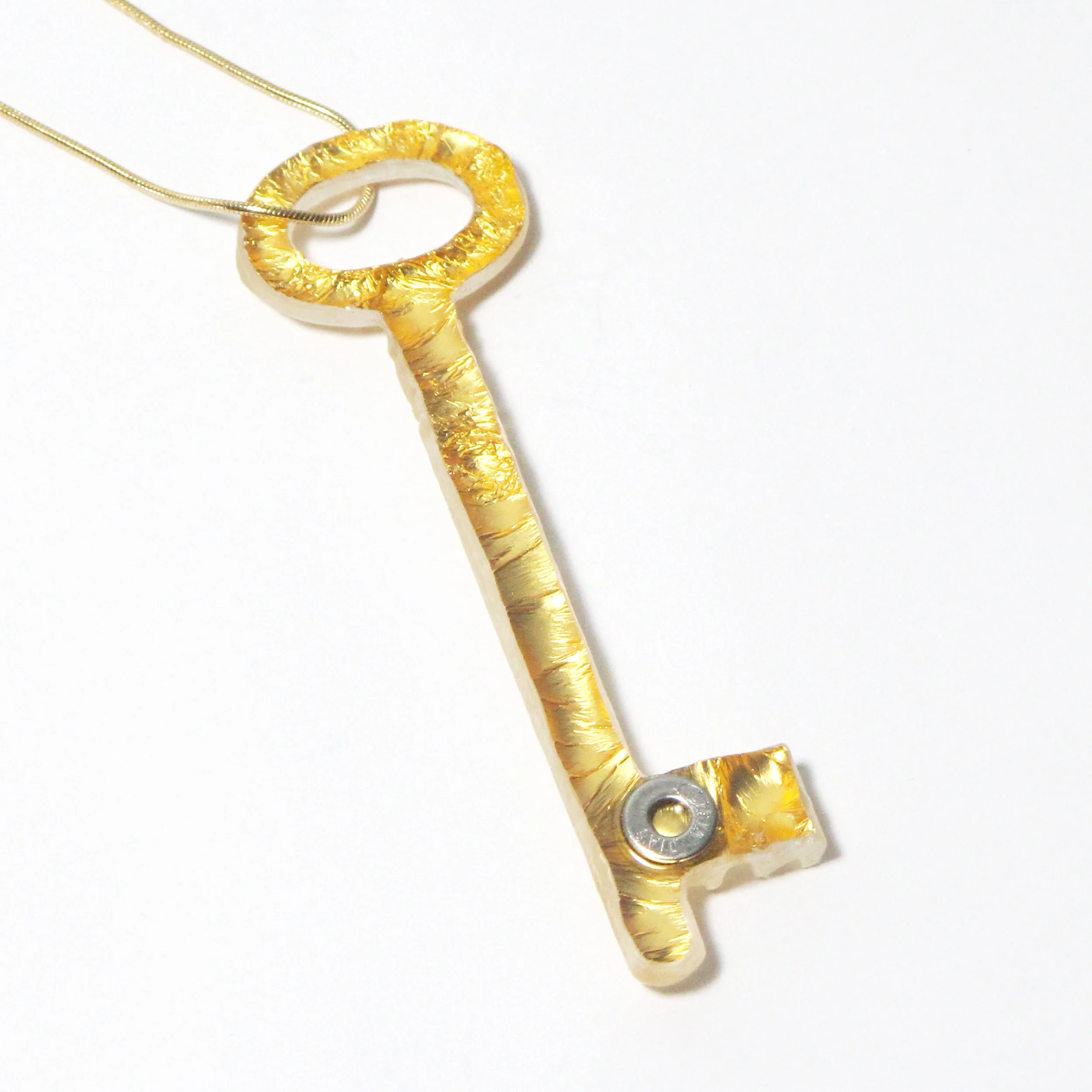 cesar_cle_pendant_au-7.jpg