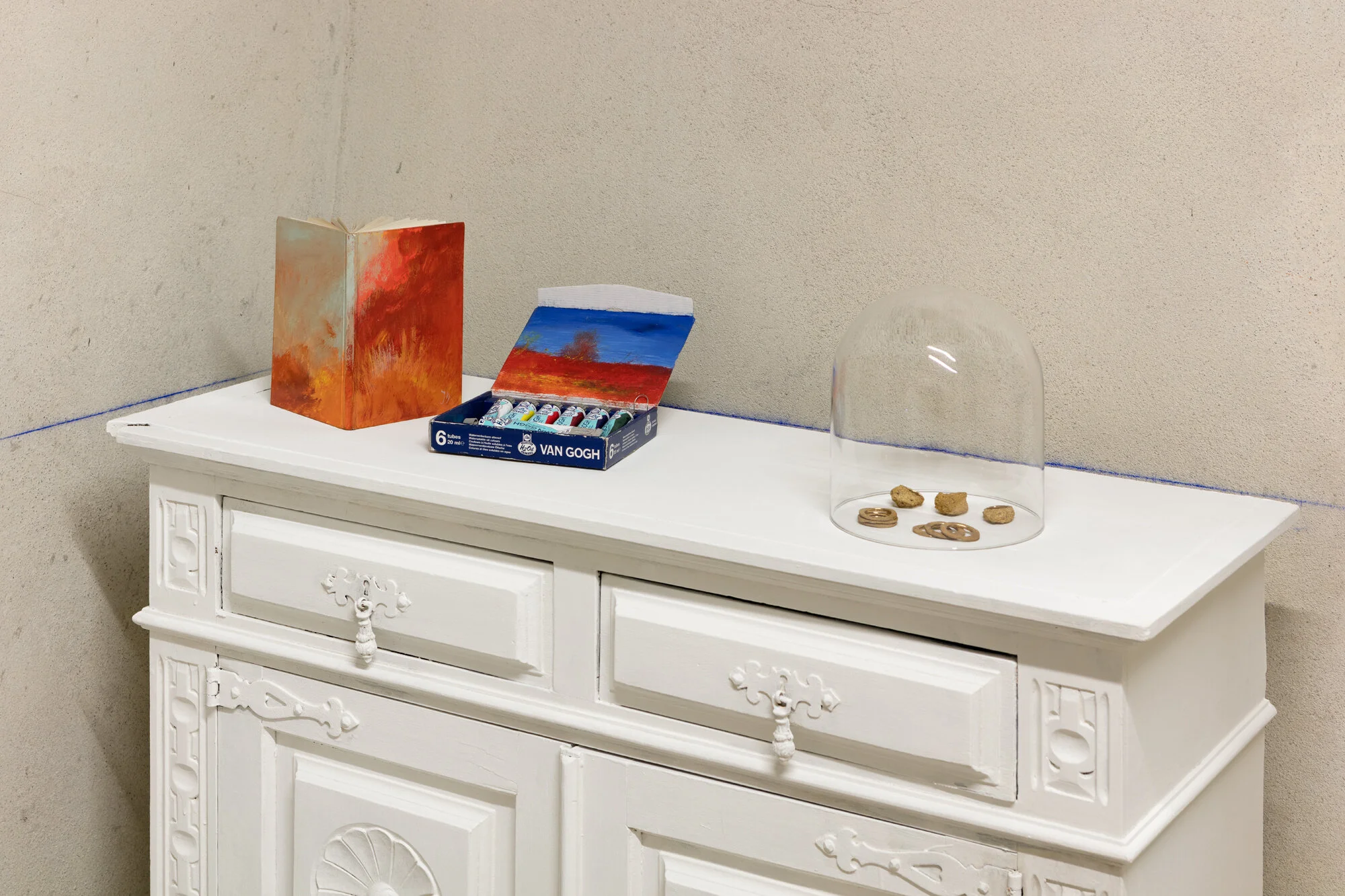  JORGE DIAS, (untitled), before 2015. VERA PINTO, Sea Gold, 2019 