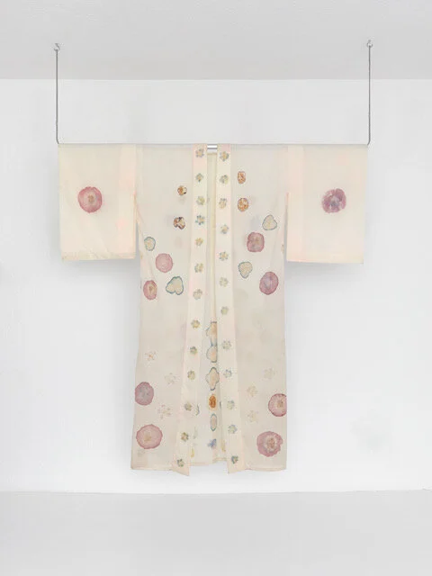  Jenna Kaës, Hortensias, Poppies and African Lilies, 2019, 140 x 123 x 5 cm. Courtesy the artist. Photo Annik Wetter 