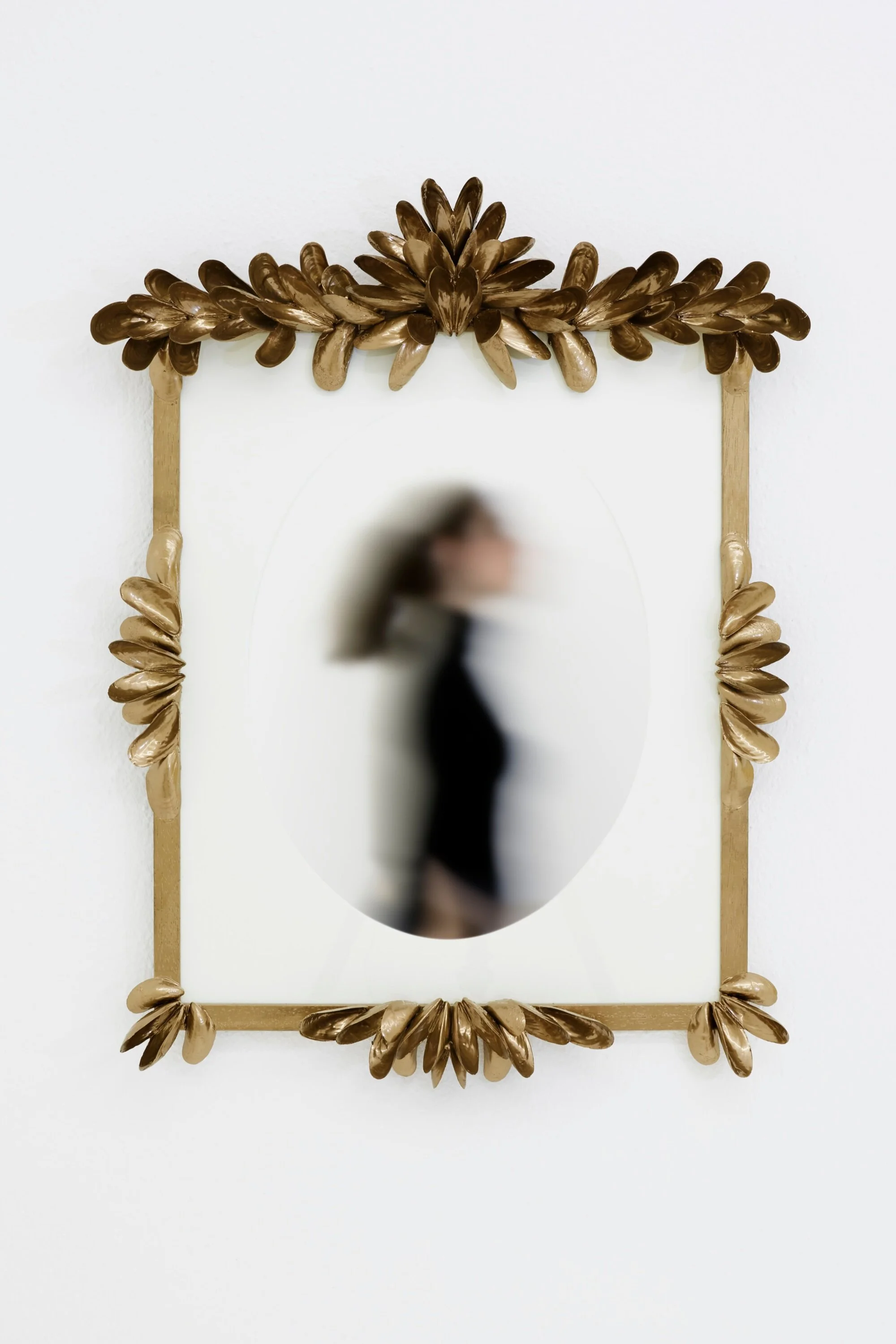  MARCEL, 2017, mirror, wood, glass, paper, shells, gold spray paint, 50 x 70 cm. Private collection Geneva. Photo Alicia Dubuis / complete Works 