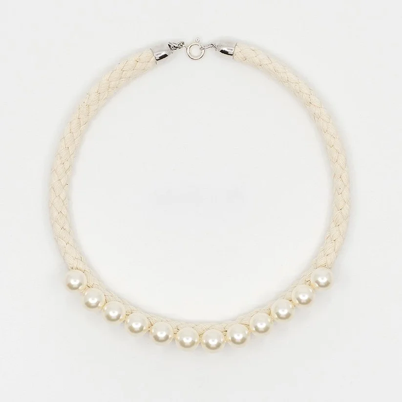 LIGIA DIAS_CDG_BIG-PEARL-ROPE_2025_square_WEB.jpg