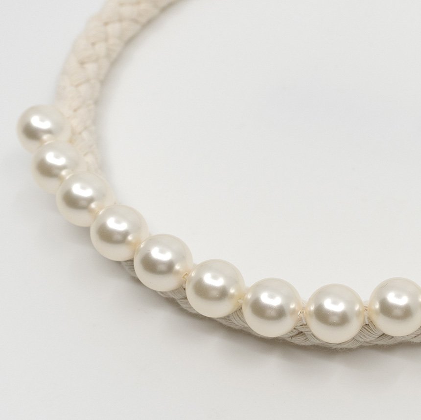 LIGIA DIAS_CDG_BIG-PEARL-ROPE_2025_zoom_square_WEB.jpg