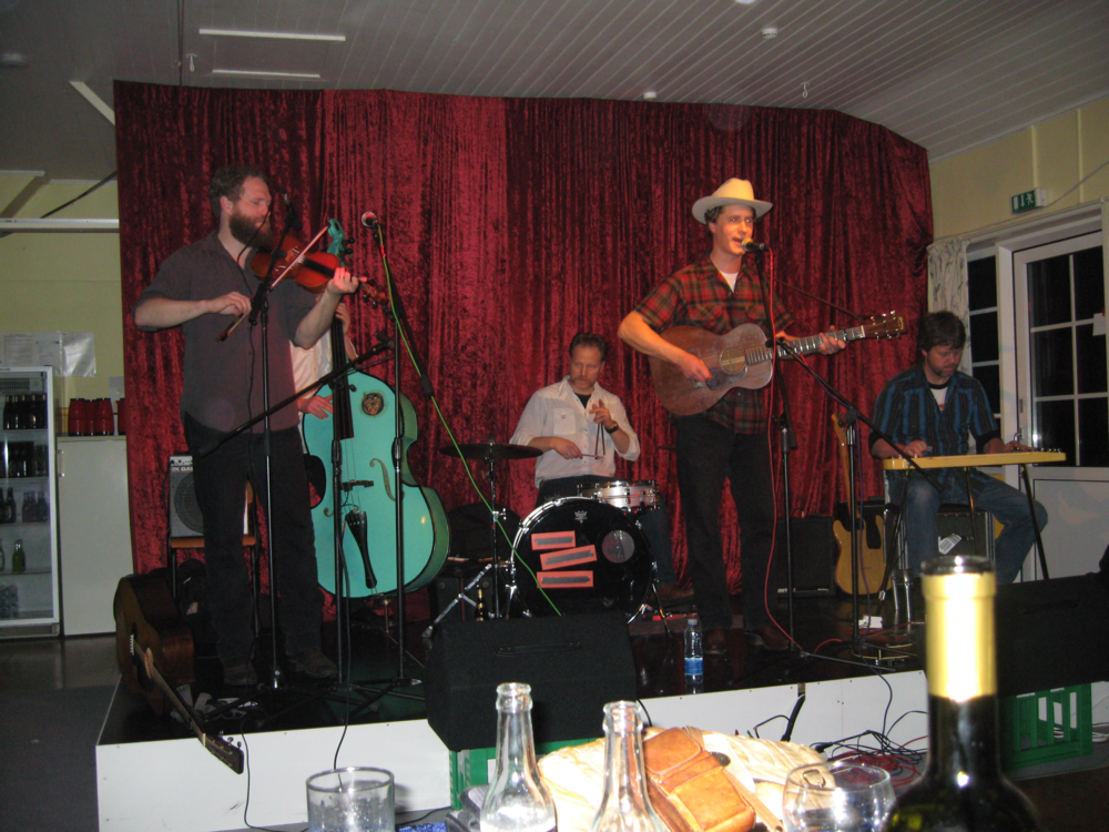 2008, 22. februar, Også fra USA, Caleb Klauder's Oldtime Country Band