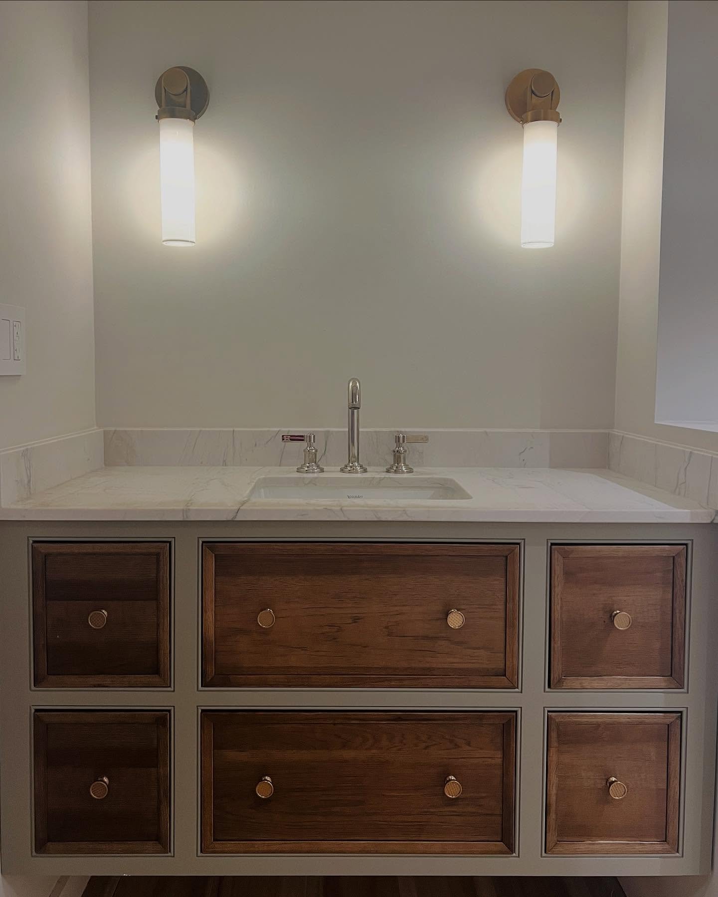 “β¨ New bath vanity alert! β¨ This beauty is built from semi-custom cabinetry but fully tailored by our design team to create a one-of-a-kind vanity, all while staying at a semi-custom price point. π A perfect blend of style and functionality, b