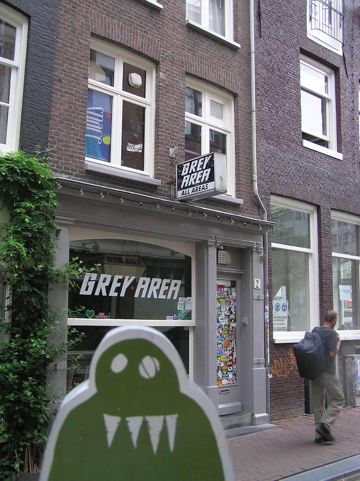 yetti_greyarea.jpg