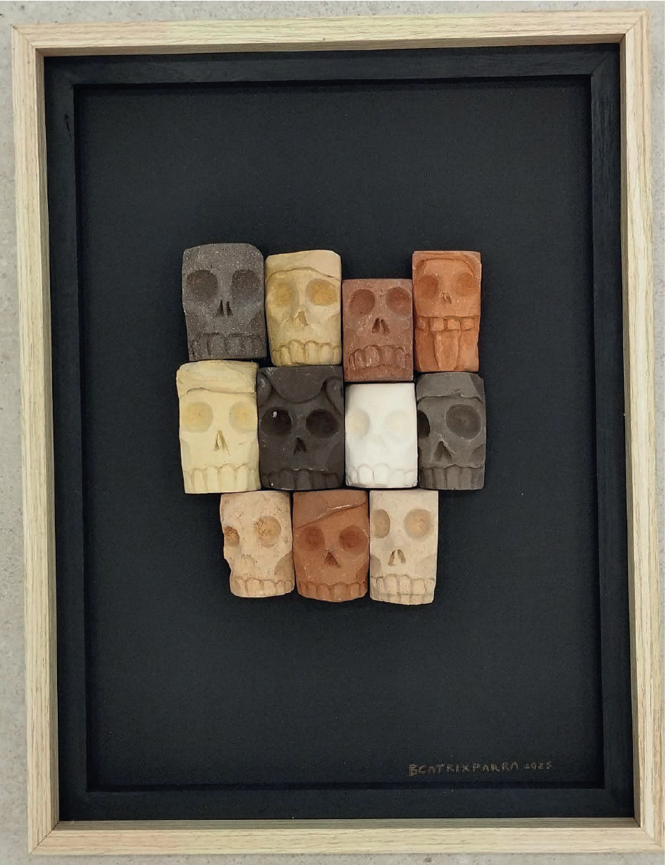 Beatriz Parra | “Calaveritas” | Cerámica escultórica | 32 x 42 cm | 2025 | $339 i.v.i