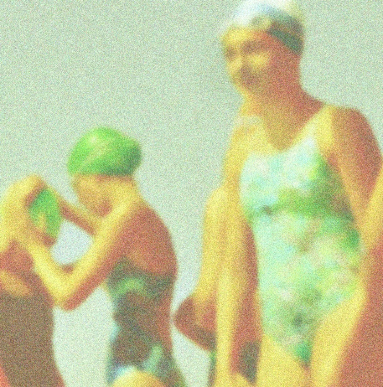 Print  1 beachgirls bright 3.jpg