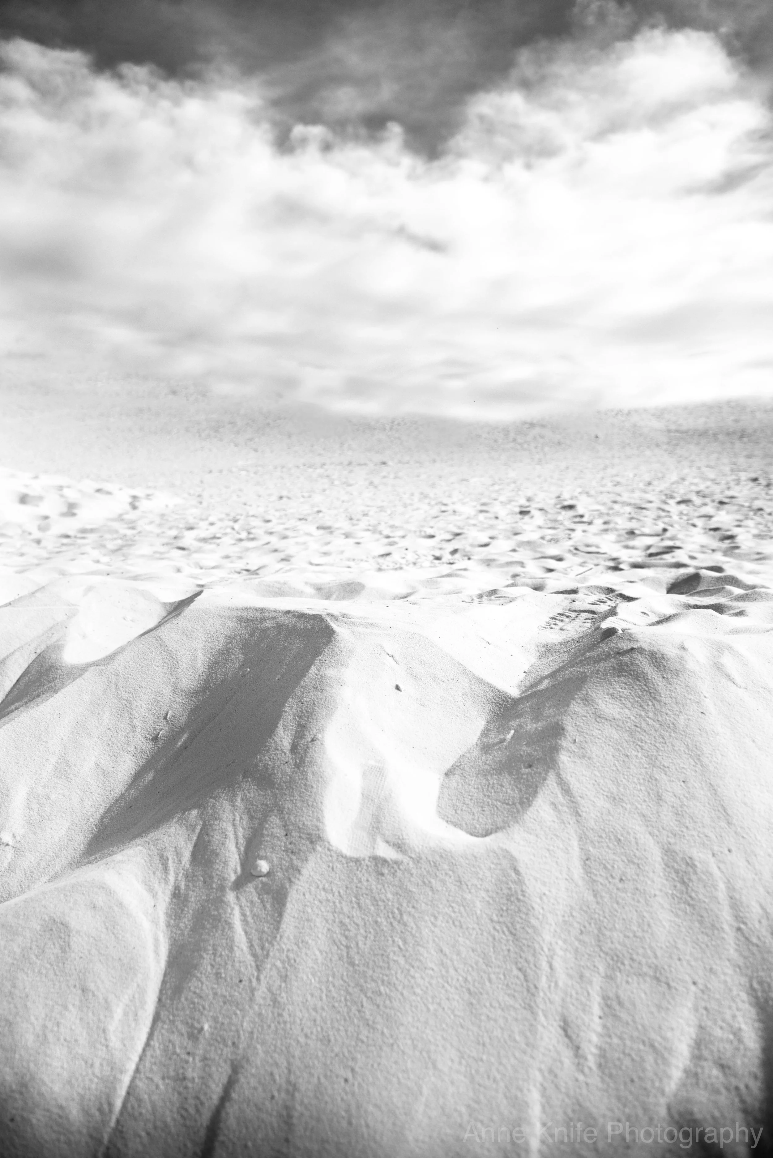 White sands Bl and Wht2-watermarked.jpg