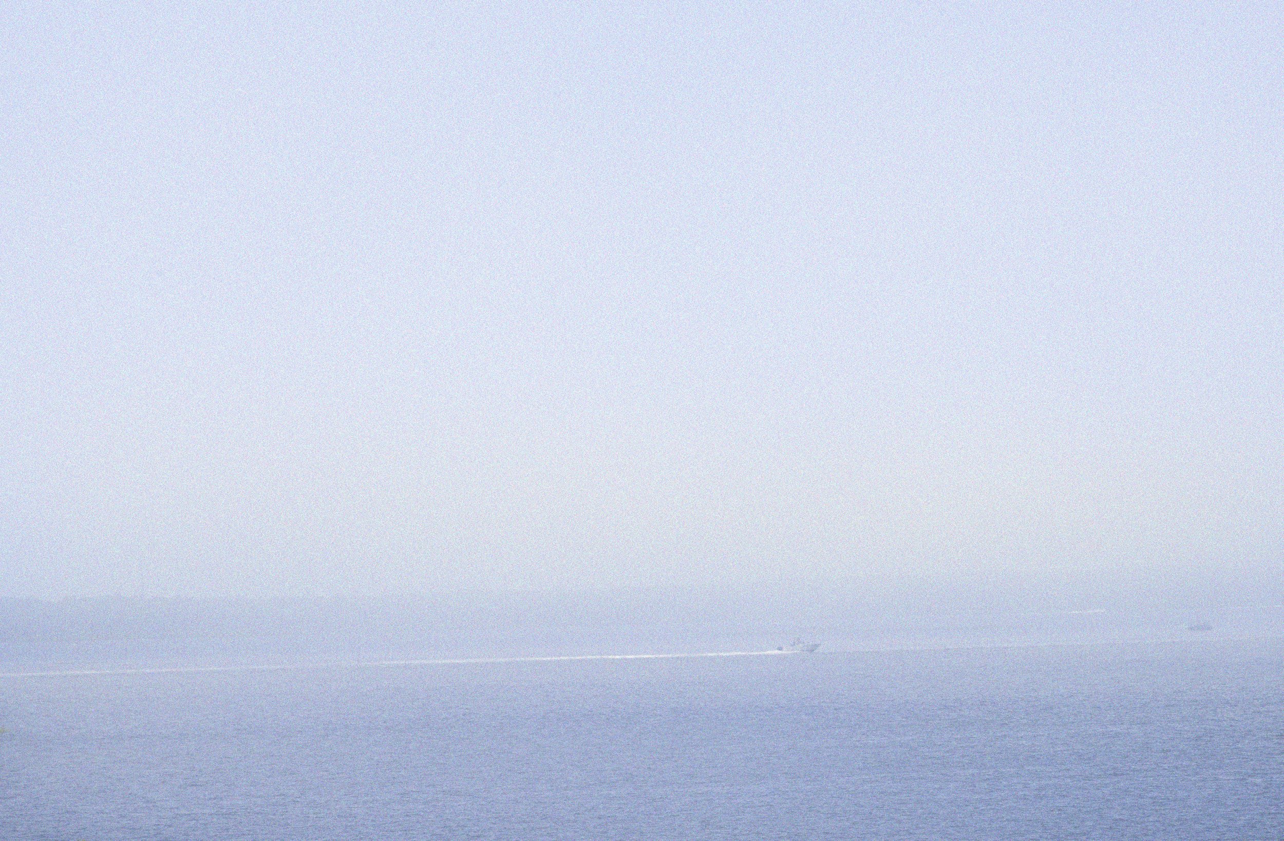 Blue speed boat.jpg